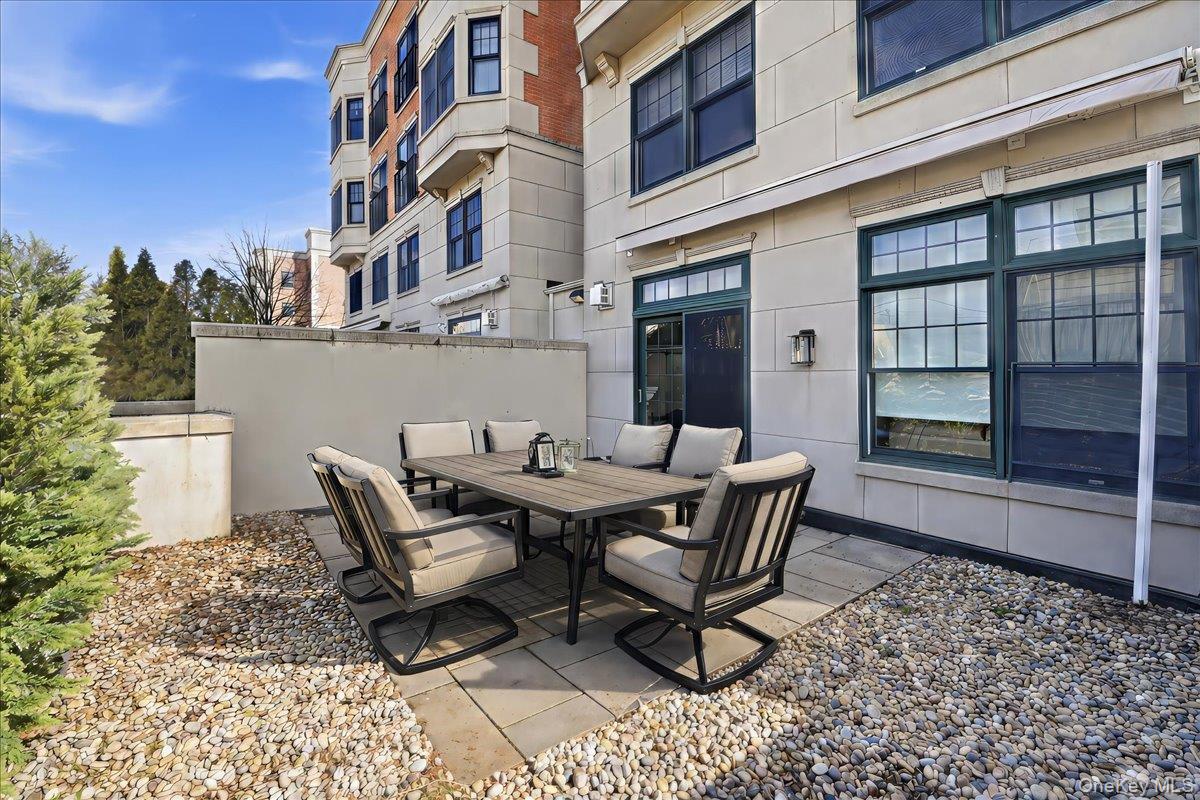 #8 photo, 100 Sheldrake Place, Mamaroneck , NY 10543