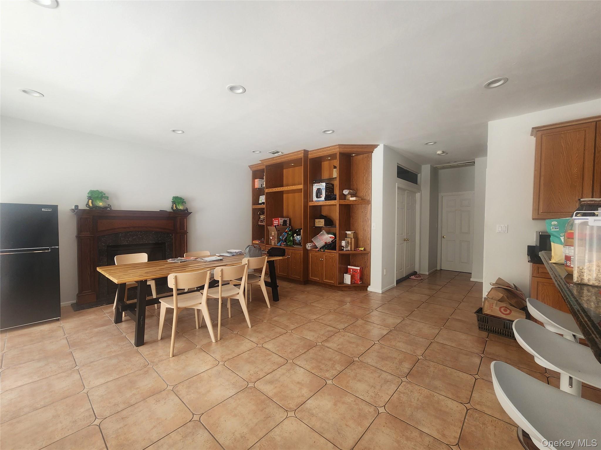 #2 photo, 3 Arbor Field Way, Lake Grove , NY 11755