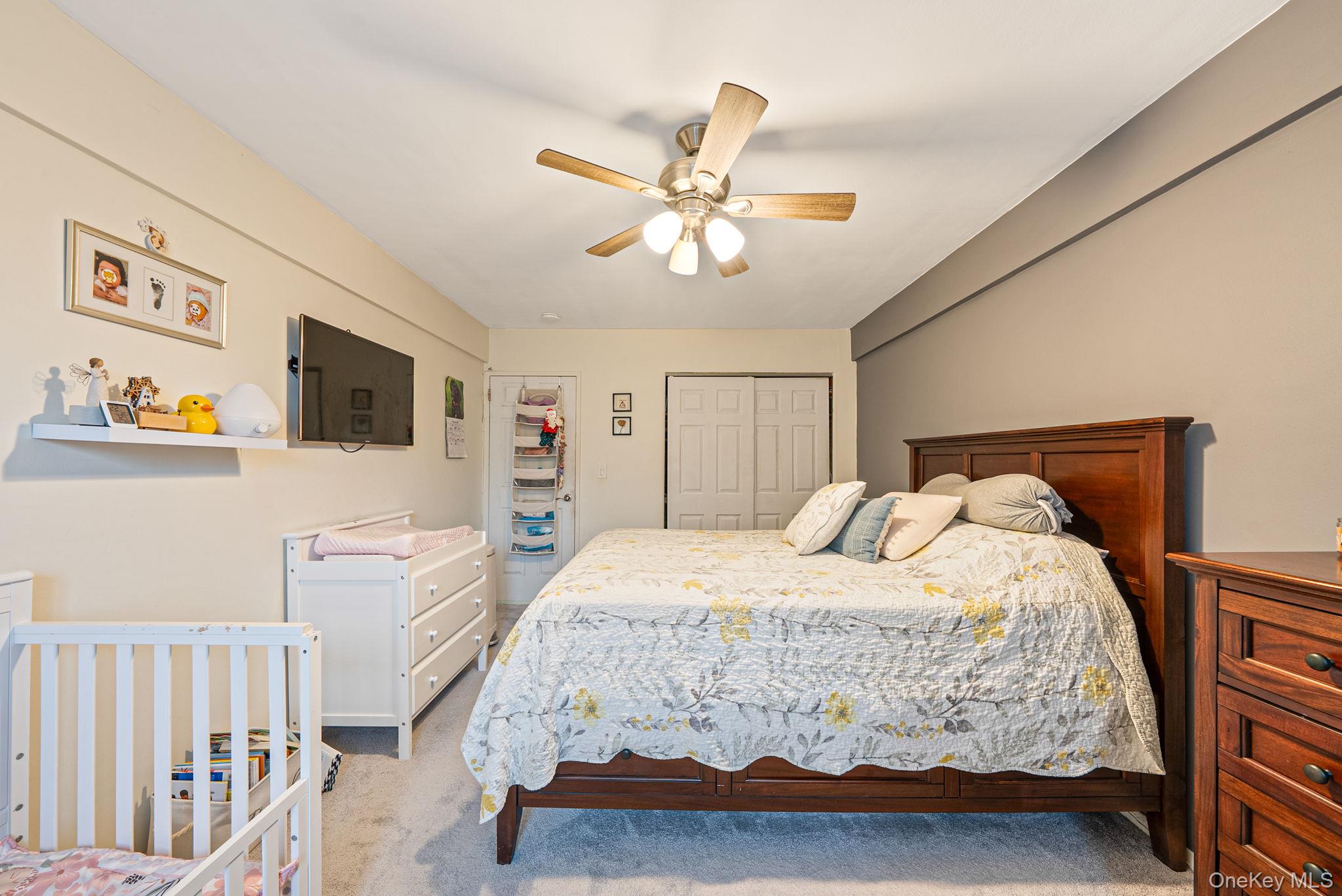 #12 photo, 25 Park Place, Great Neck , NY 11021