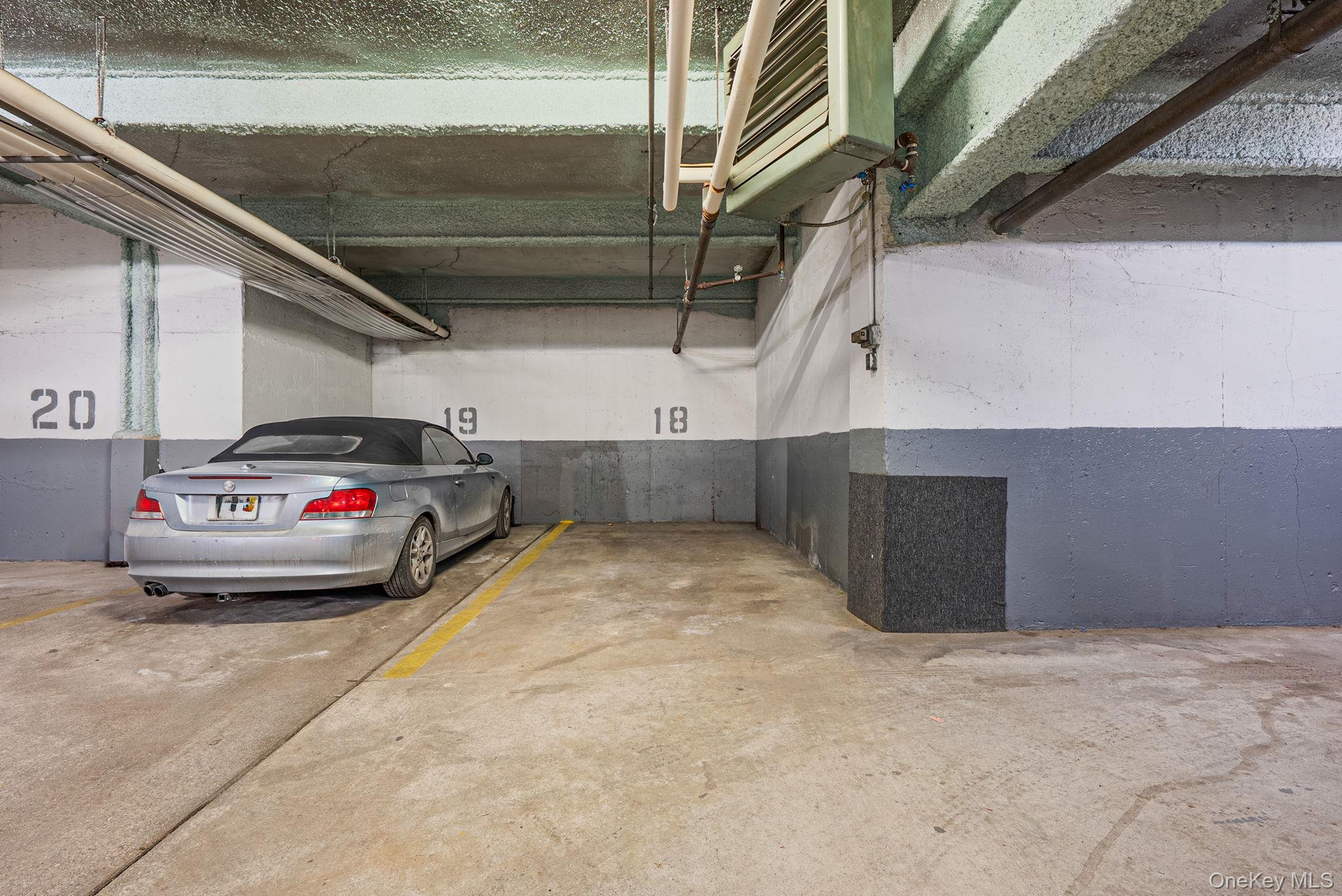 #19 photo, 25 Park Place, Great Neck , NY 11021