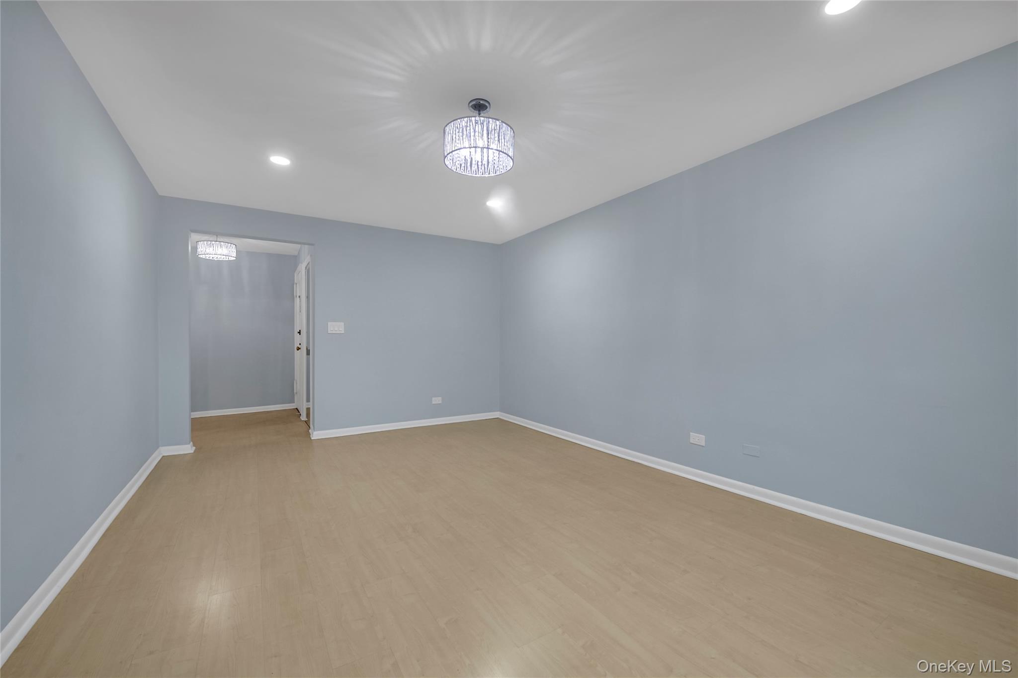 #5 photo, 111-01 66th Road, Forest Hills , NY 11375