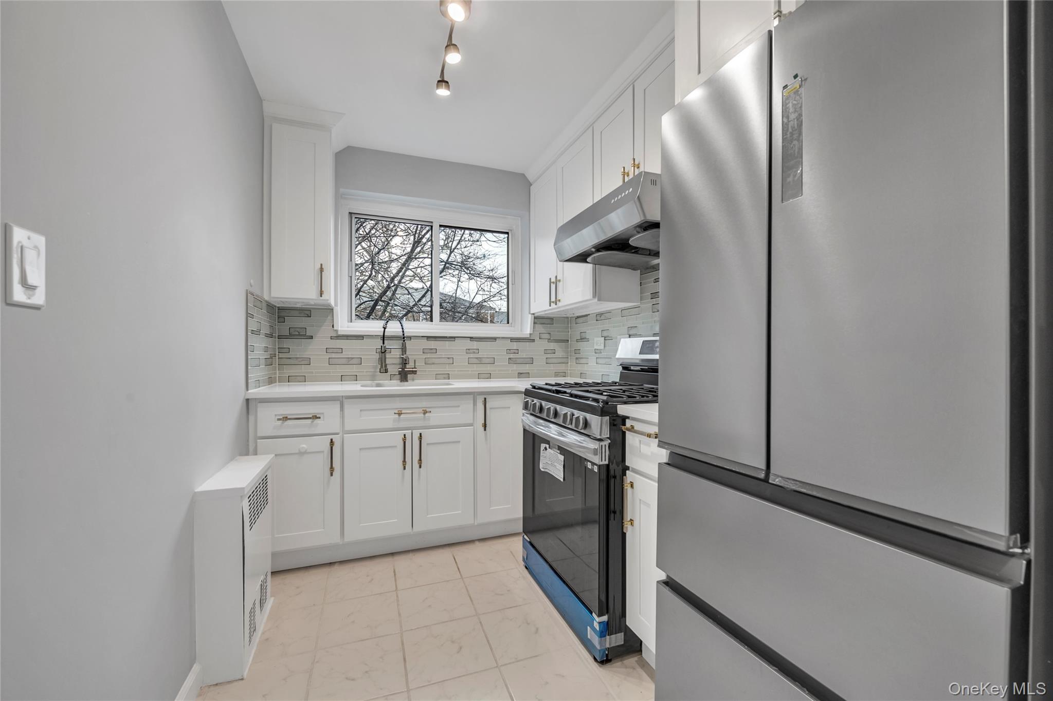 #6 photo, 111-01 66th Road, Forest Hills , NY 11375