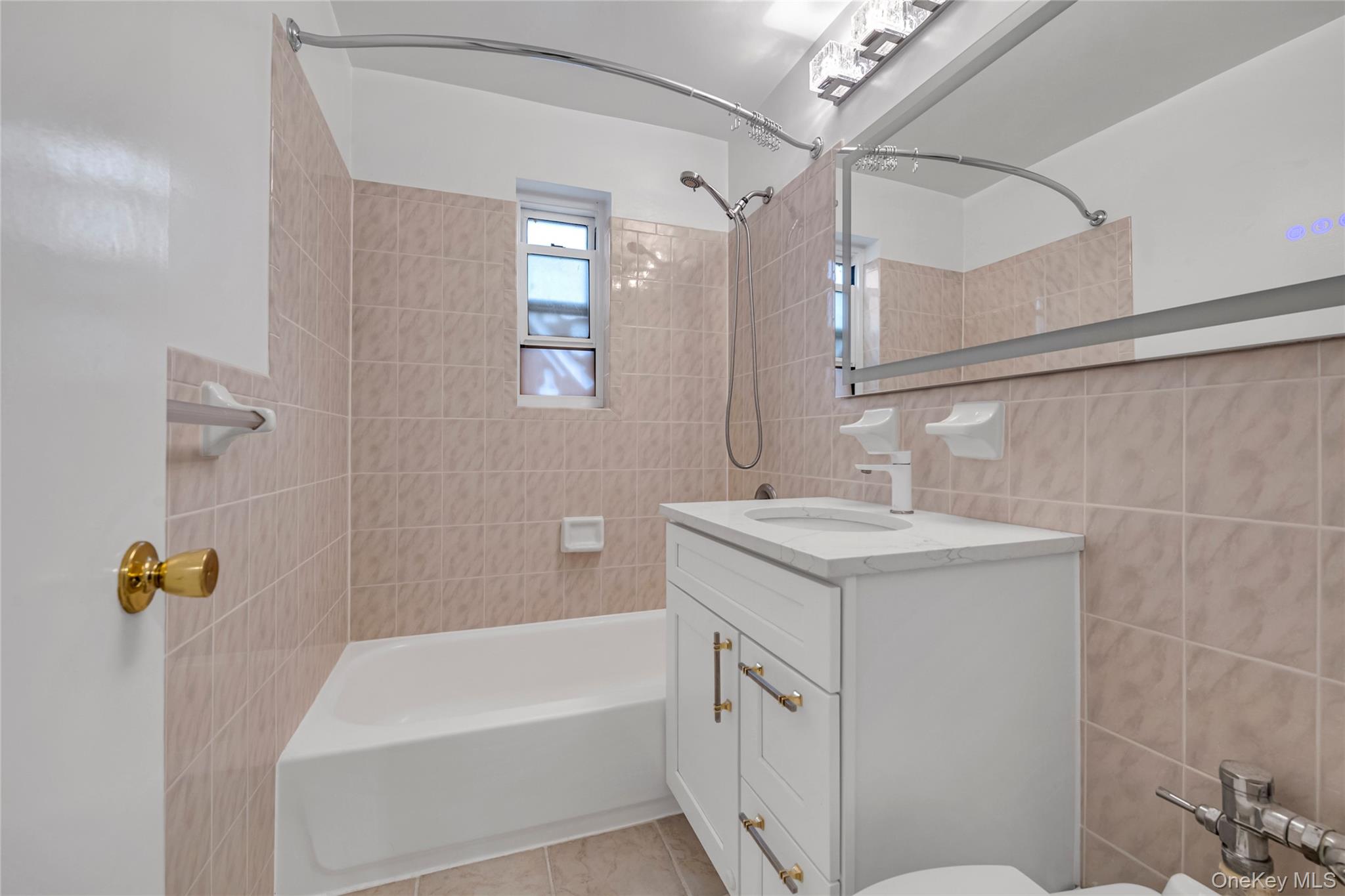 #9 photo, 111-01 66th Road, Forest Hills , NY 11375