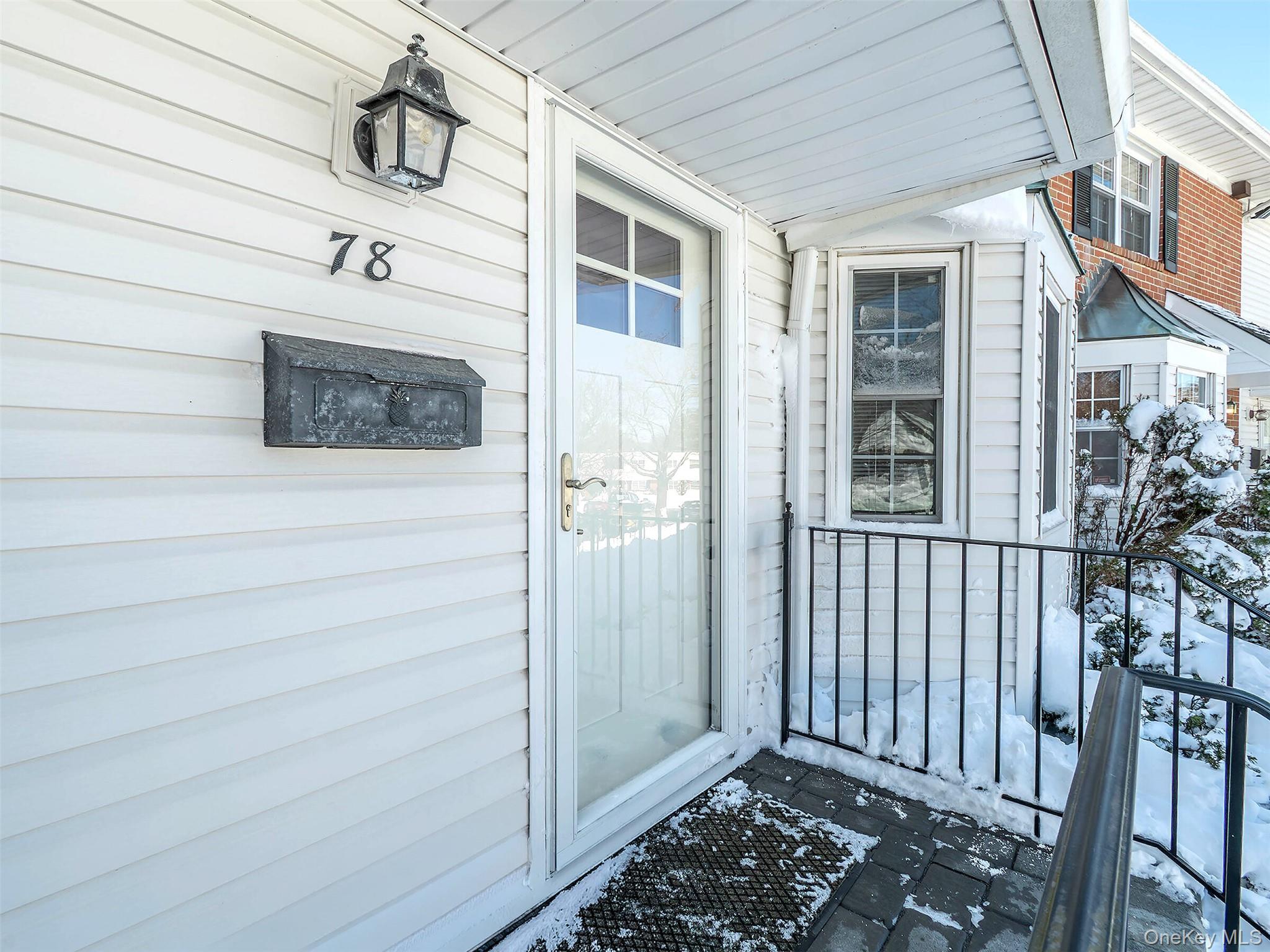 #4 photo, 78 Santa Barbara Drive, Plainview , NY 11803