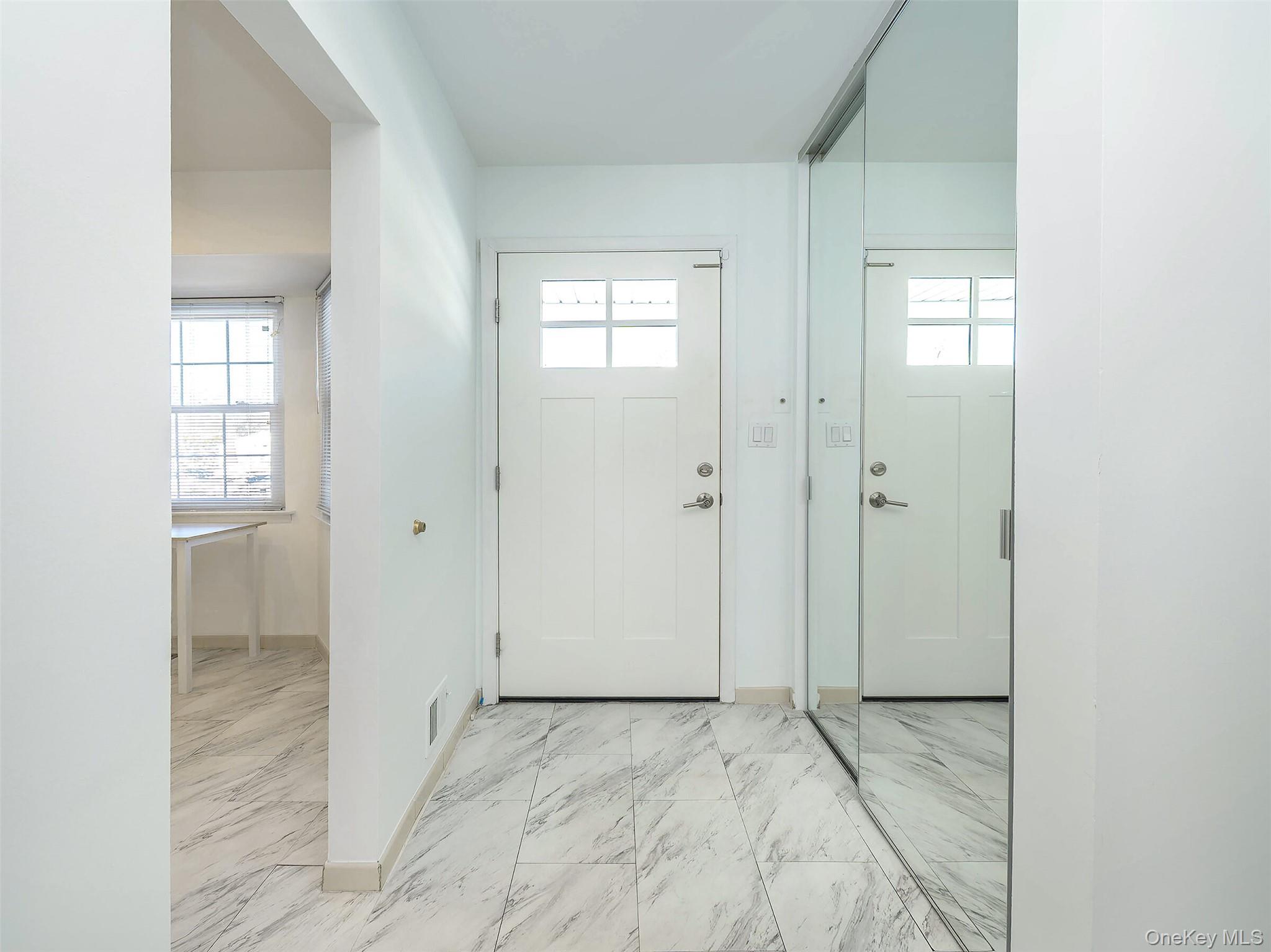 #5 photo, 78 Santa Barbara Drive, Plainview , NY 11803