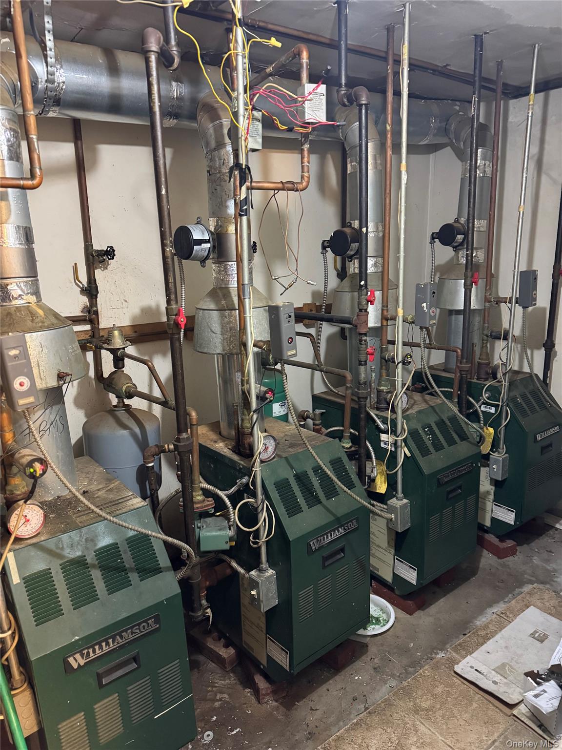 #8 photo, 104-37 37th Road, Corona , NY 11368