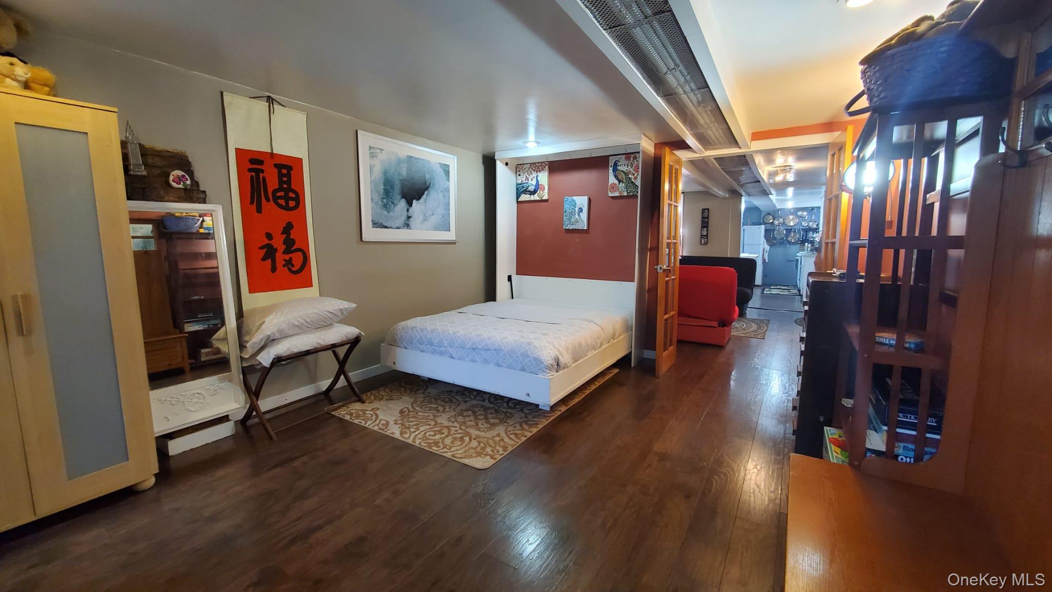 #5 photo, 3430 34th Street, Astoria , NY 11106