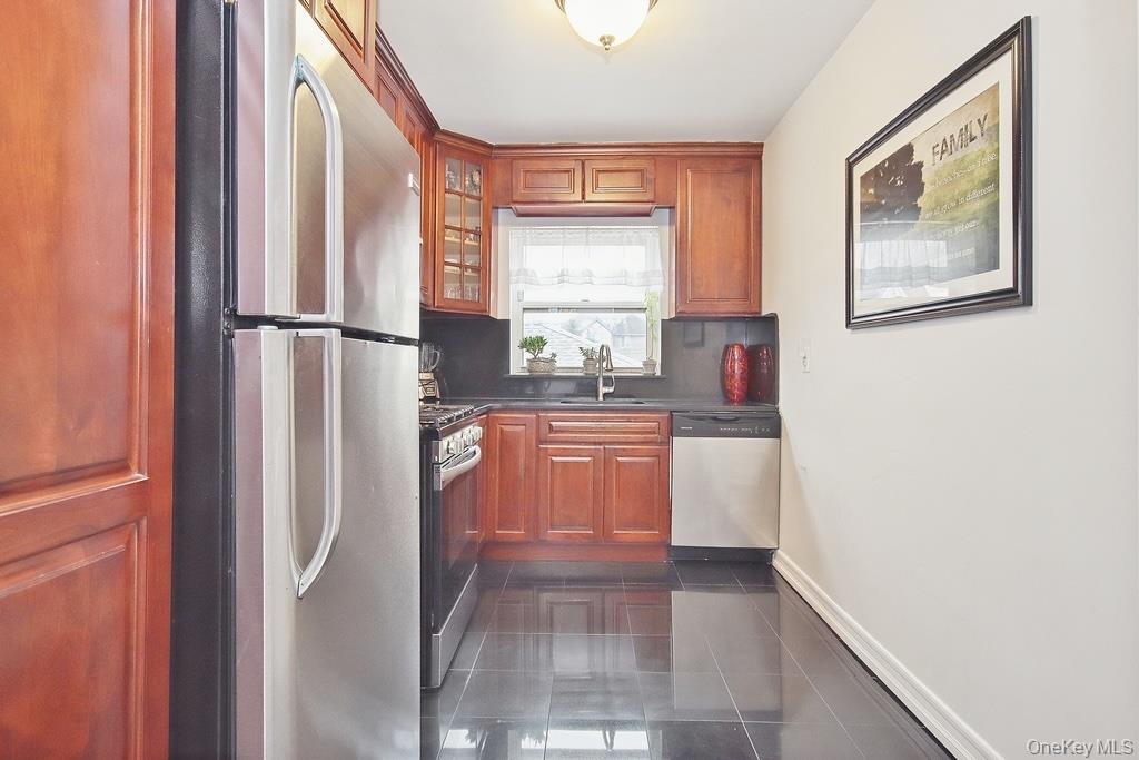 #3 photo, 485 WEBSTER Avenue, New Rochelle , NY 10801