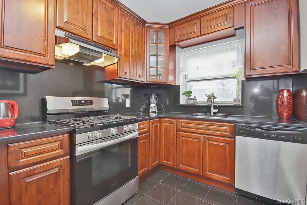 #5 photo, 485 WEBSTER Avenue, New Rochelle , NY 10801