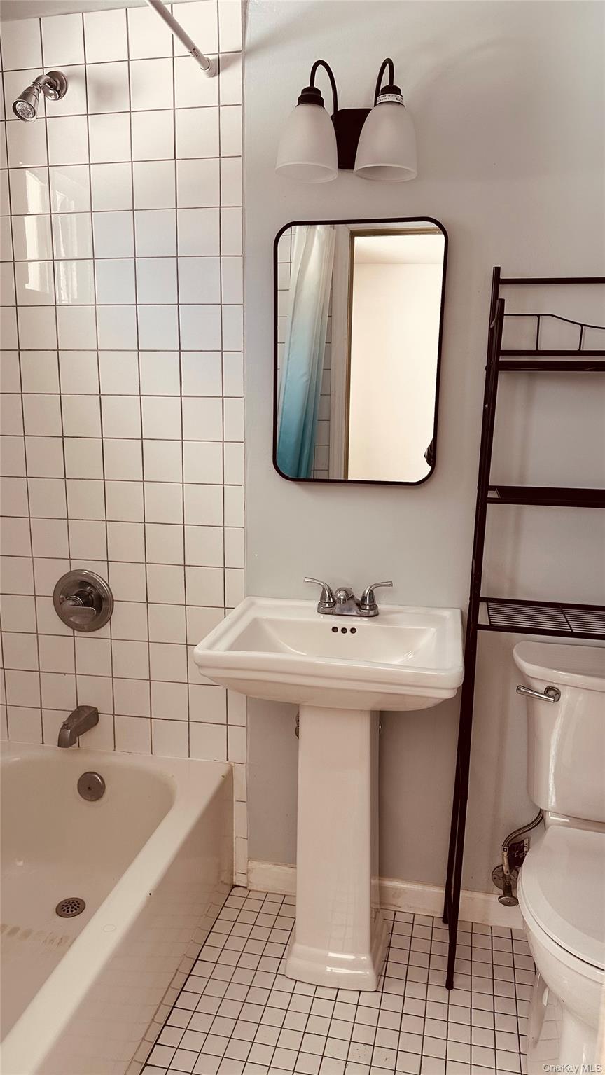 #13 photo, 881 Albany Post Road, 紐約州 New Paltz , NY 12561