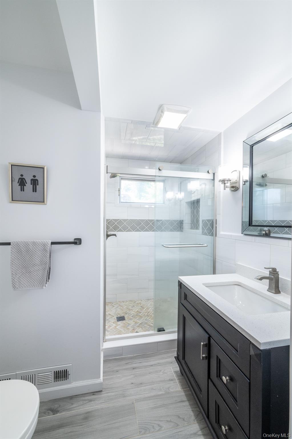 #15 photo, 454 Swanson Drive, Thornwood , NY 10594