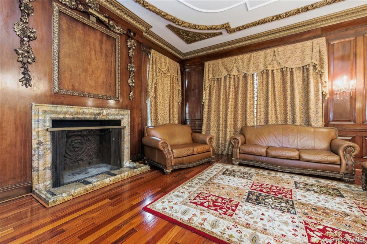 #11 photo, 8 Eastway, Bronxville , NY 10708