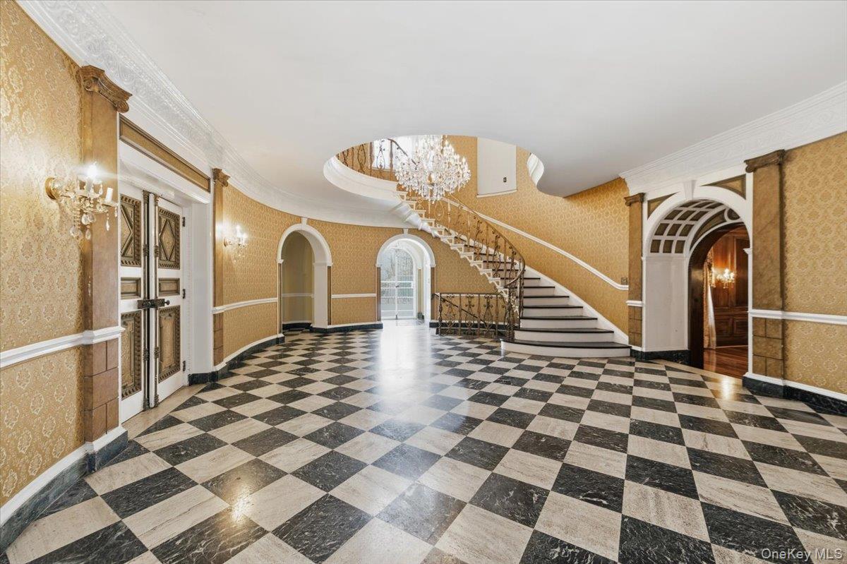 #5 photo, 8 Eastway, Bronxville , NY 10708