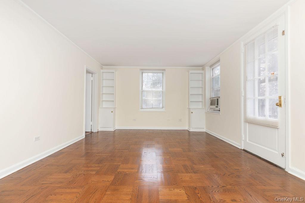 #6 photo, 1340 Midland Avenue, Bronxville , NY 10708