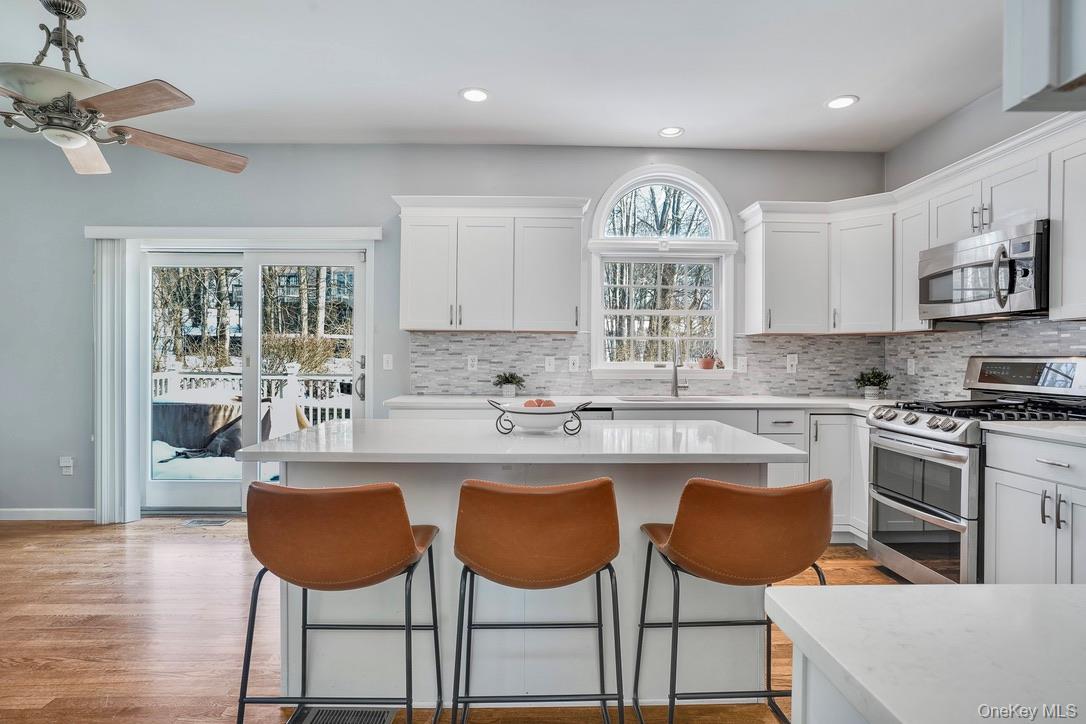 #8 photo, 9 Trotter Lane, Poughkeepsie , NY 12603