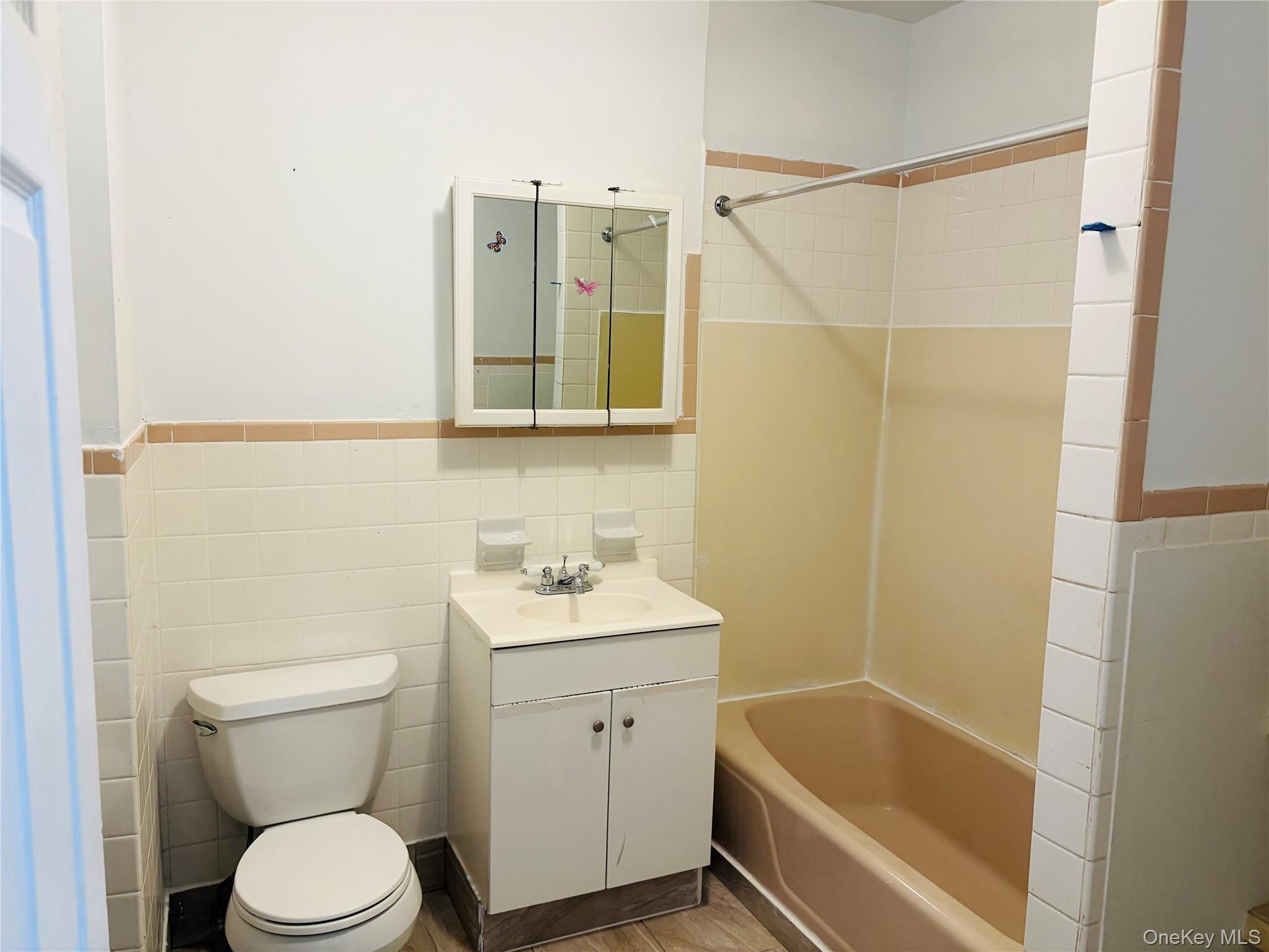 #14 photo, 121 Linden Street, Yonkers , NY 10701