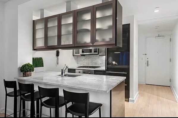 #3 photo, New York City, Lincoln Square , NY 10069