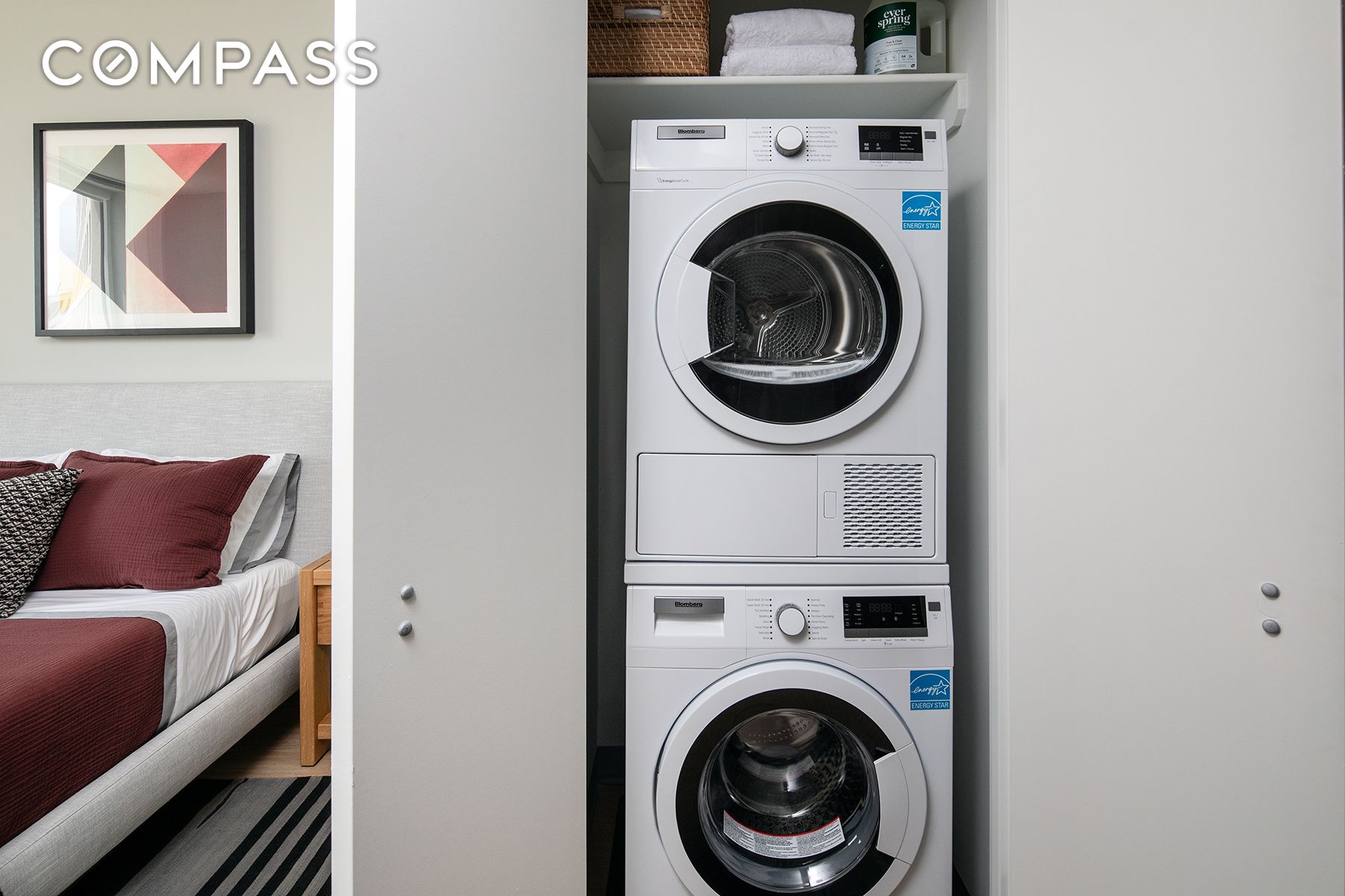 #6 photo, Astoria, קווינס Astoria , NY 11102