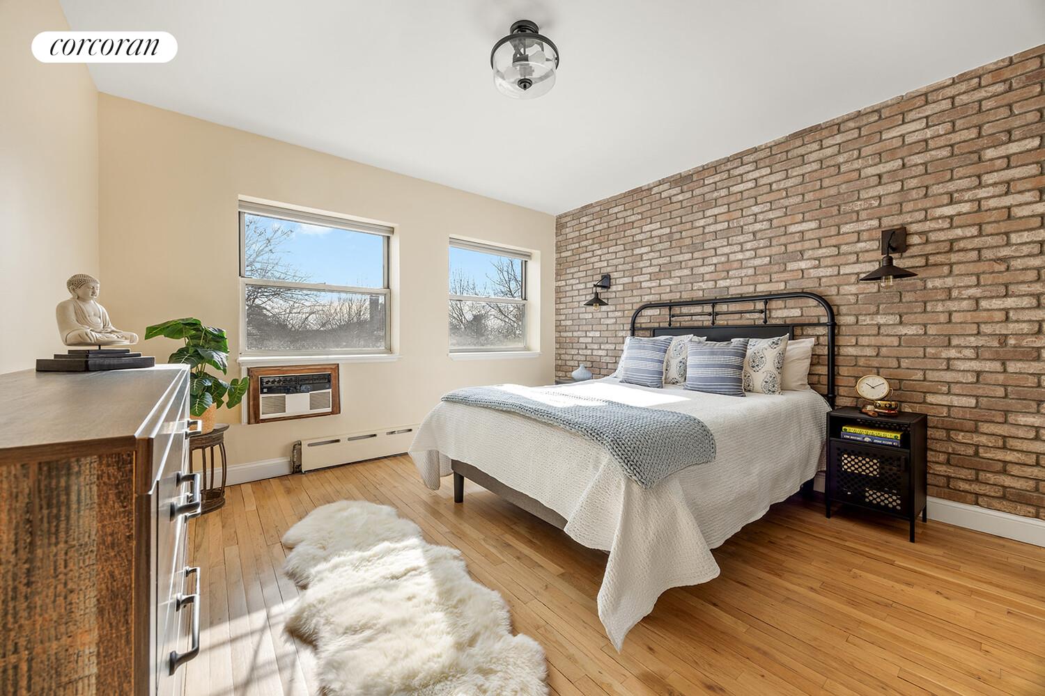 #7 photo, 327 4TH Street, 브루클린 Park Slope , NY 11215