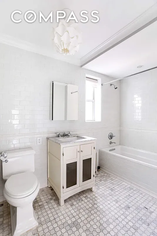 #12 photo, New York City, Upper East Side , NY 10028