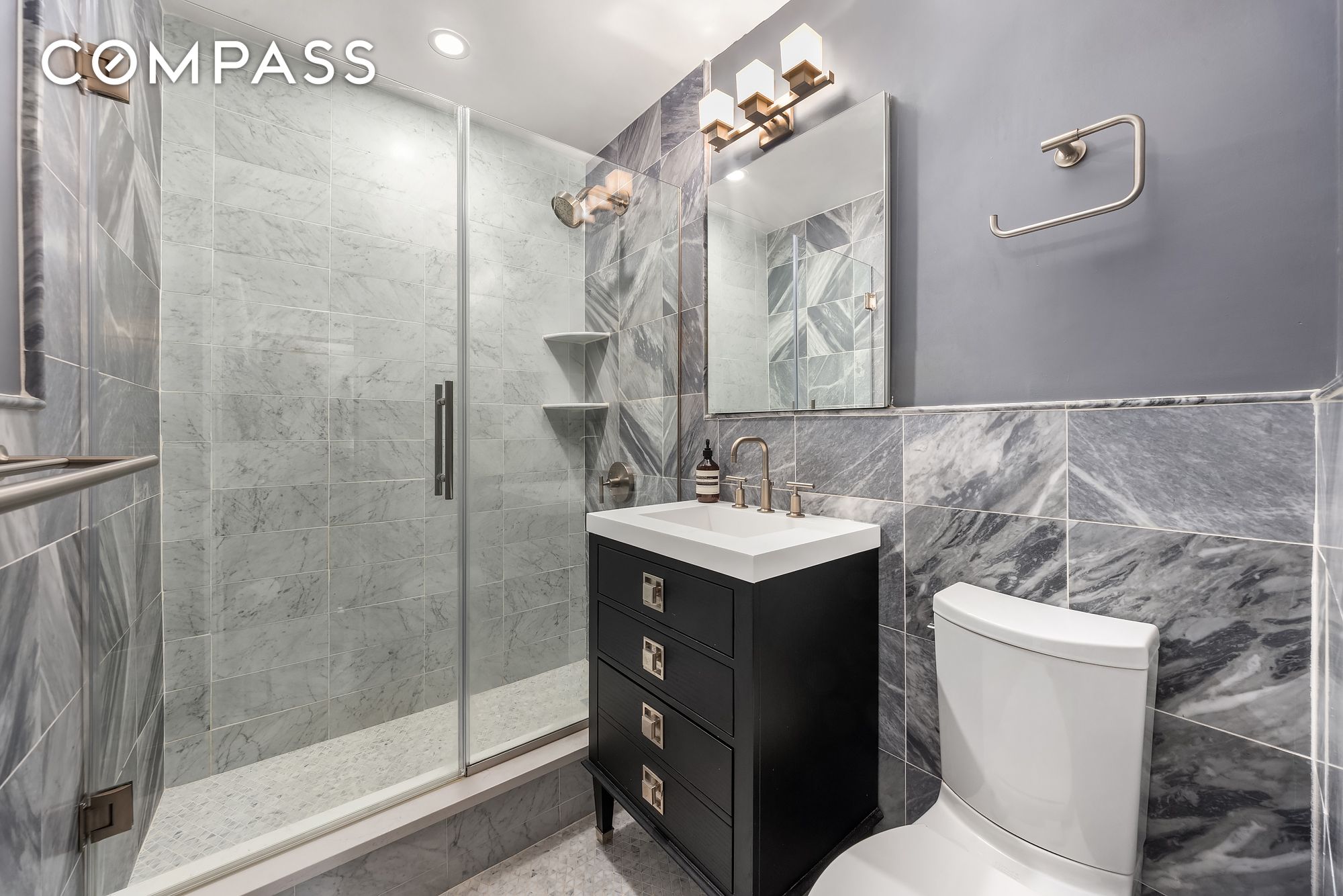 #12 photo, 101 W 12th Street, West Village , NY 10011