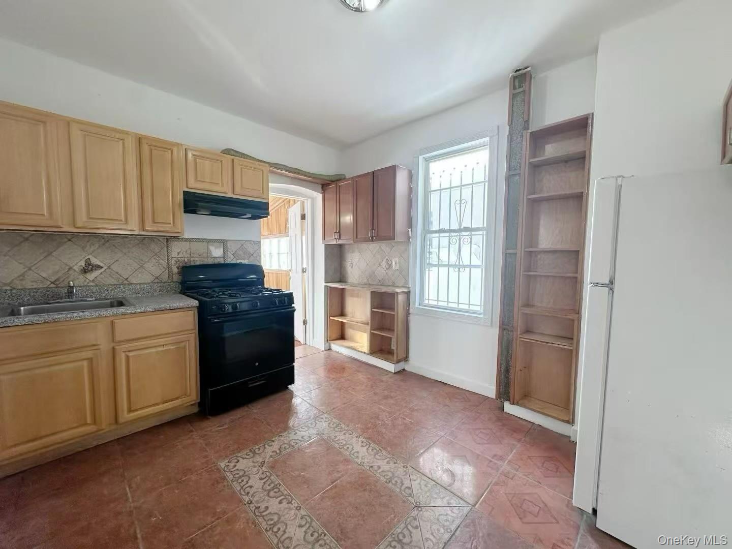 #13 photo, 104-16 32nd Avenue, East Elmhurst , NY 11369