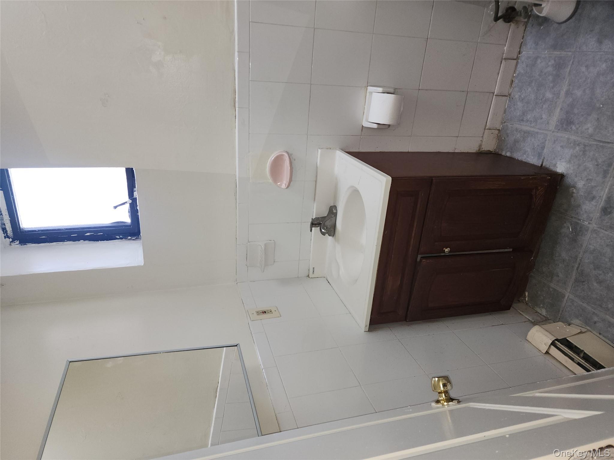 #4 photo, 173-17 Jamaica Avenue, 뉴욕퀸즈 Jamaica , NY 11432