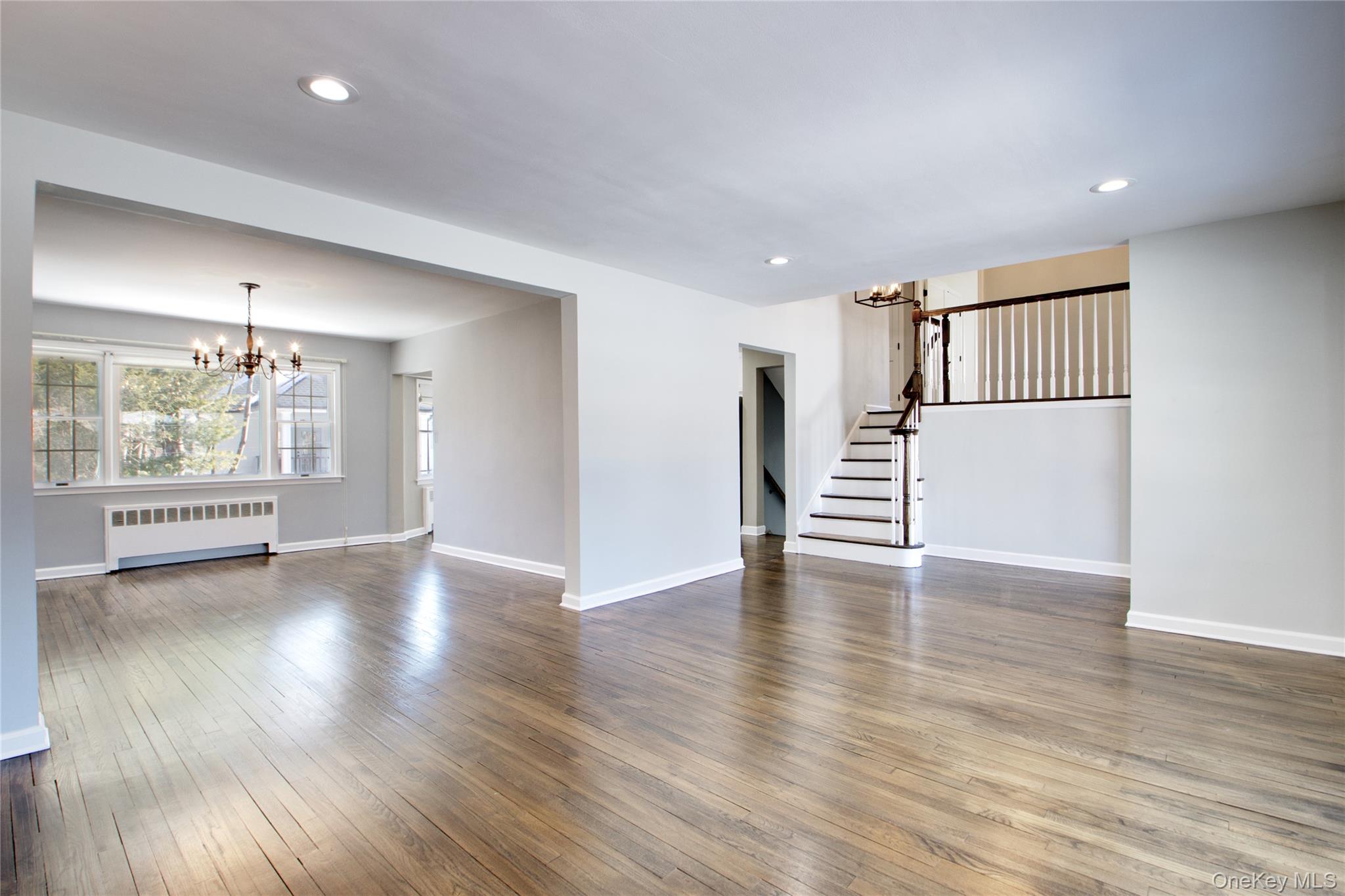 #6 photo, 107 Hayes Street, Garden City , NY 11530