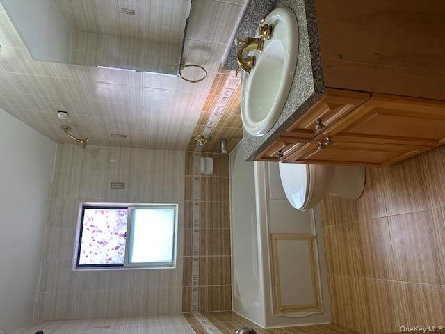 #4 photo, 209-38 46th Rd, কুইন্‌স Bayside , NY 11361