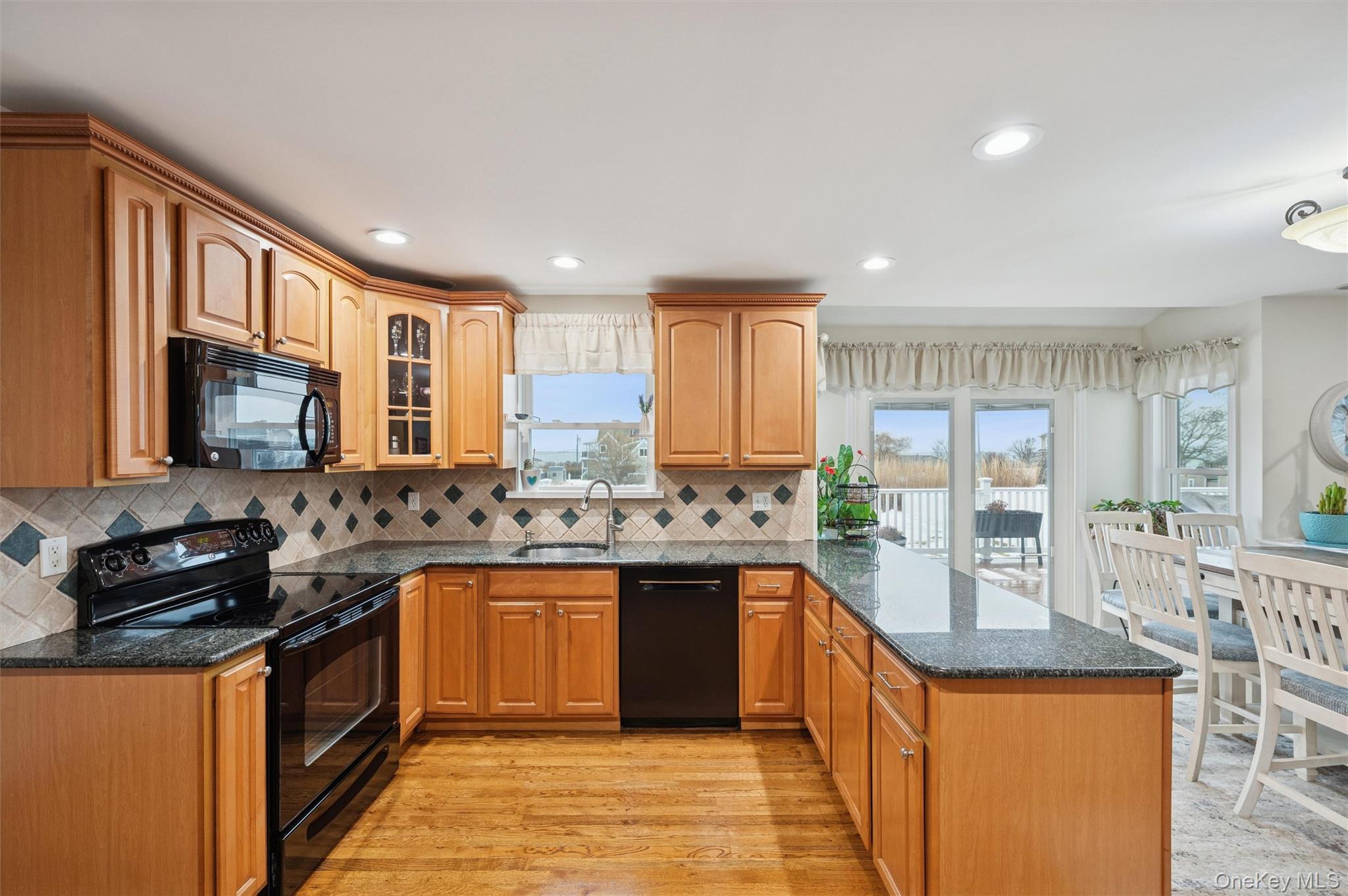 #10 photo, 8 Sinnickson Road, সাফোক কাউন্টি Center Moriches , NY 11934