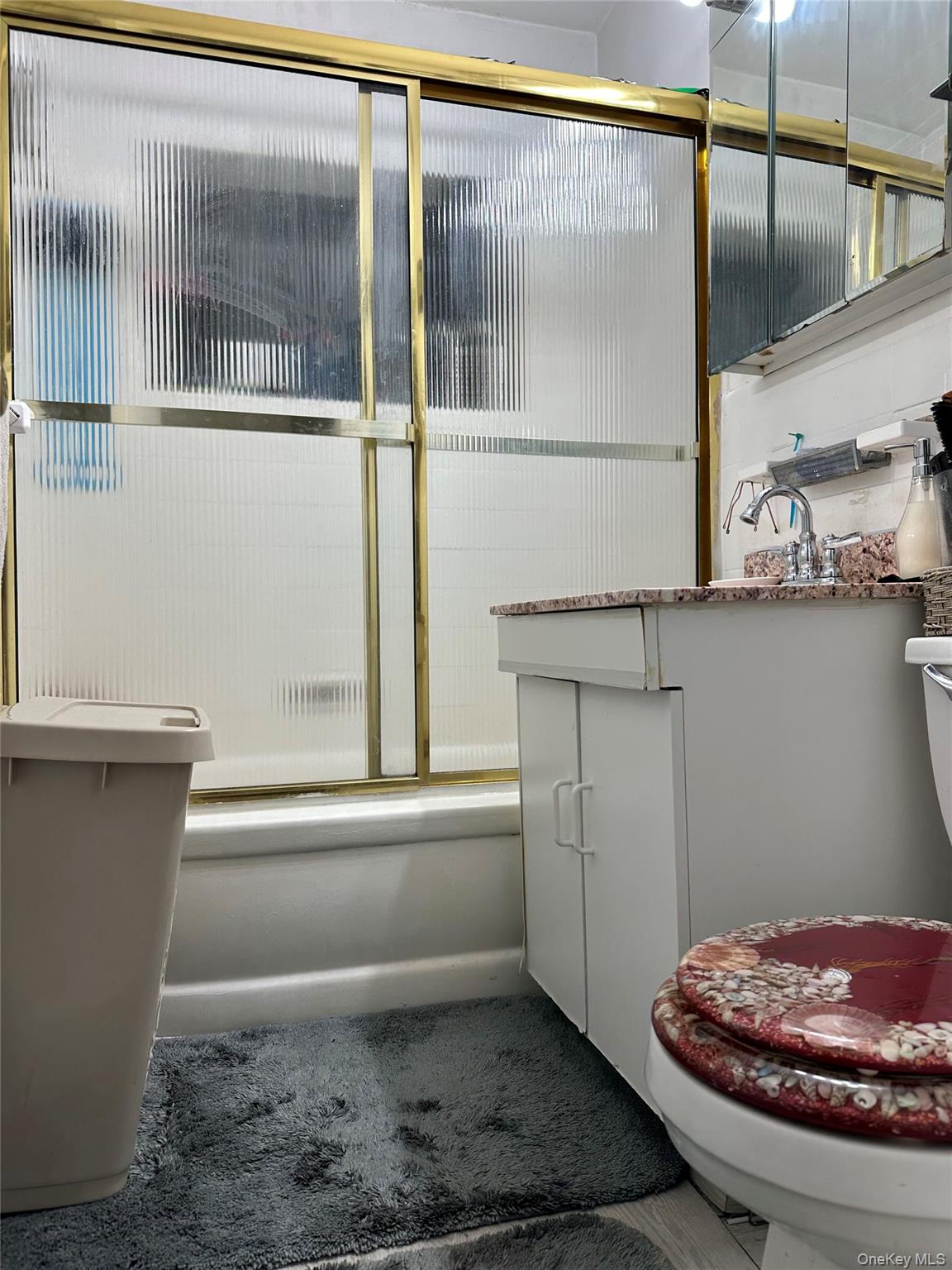 #11 photo, 87-15 204th Street, Hollis , NY 11423