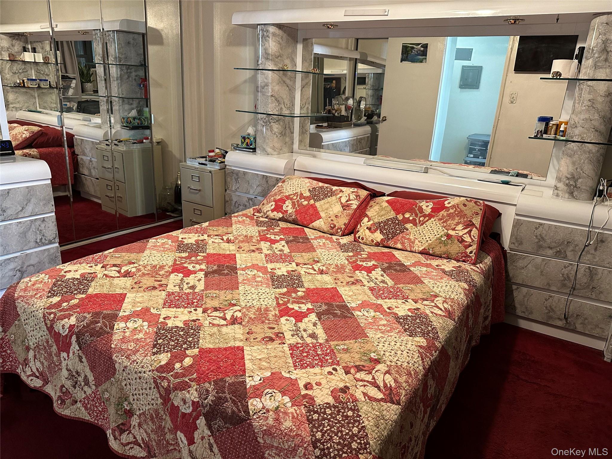 #8 photo, 87-15 204th Street, Hollis , NY 11423