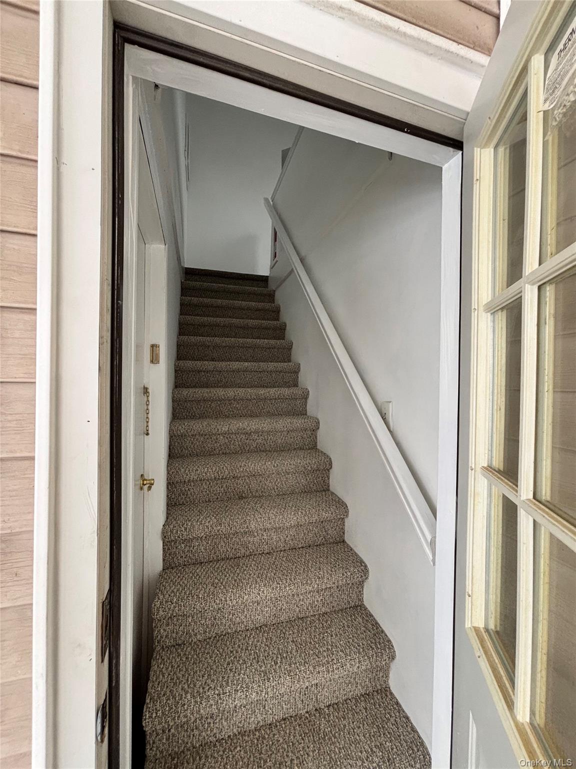 #2 photo, 73 Colonial Drive, 东长岛 East Patchogue , NY 11772