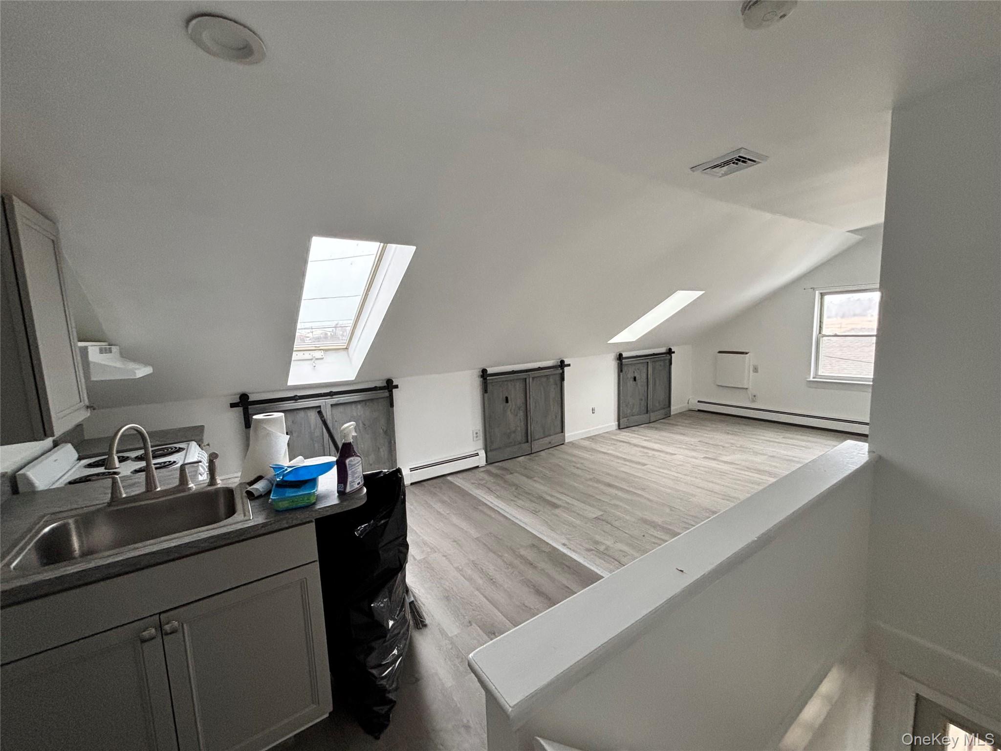 #7 photo, 73 Colonial Drive, 东长岛 East Patchogue , NY 11772