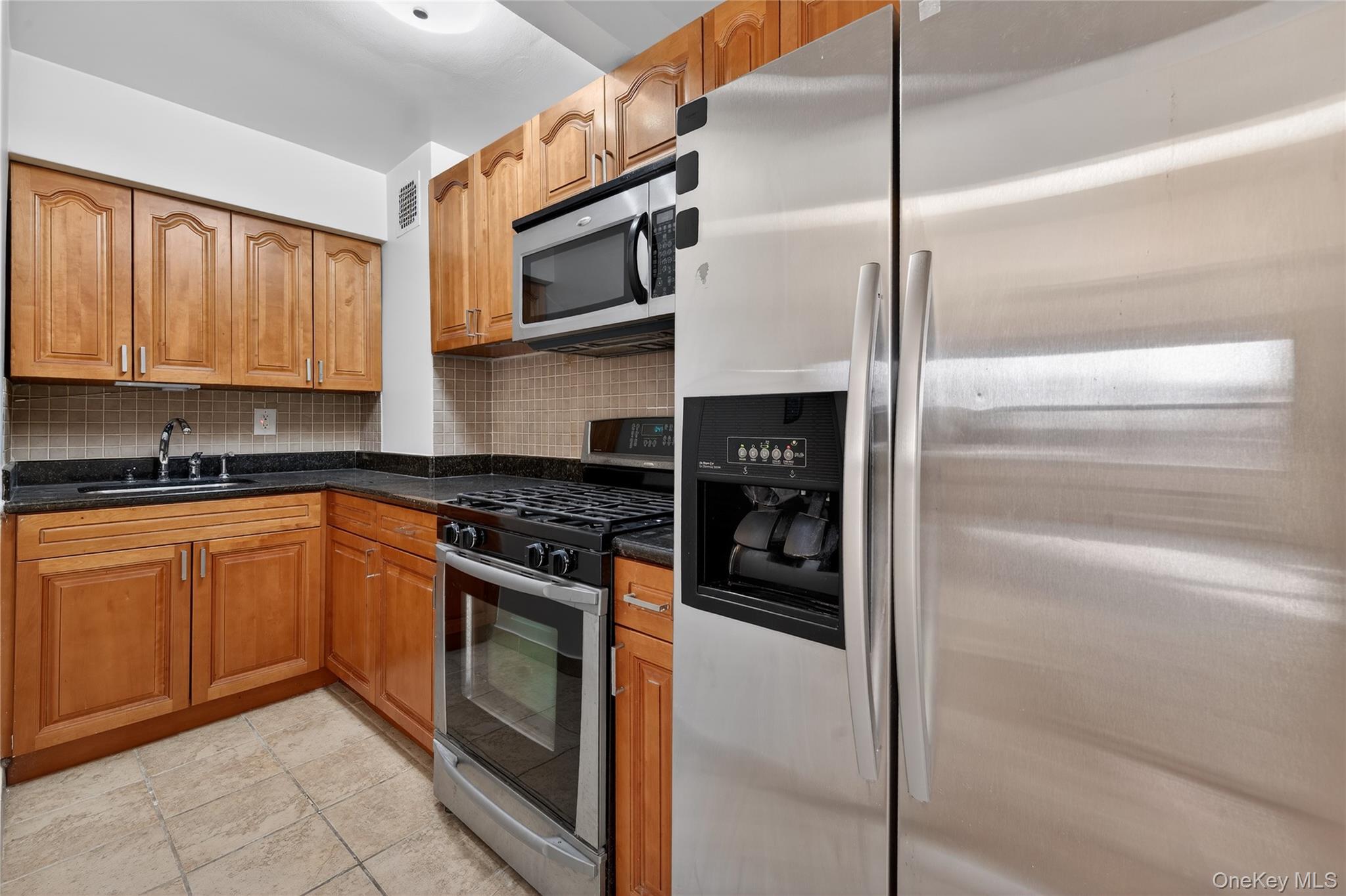 #11 photo, 66-10 Thornton Place, Rego Park , NY 11374