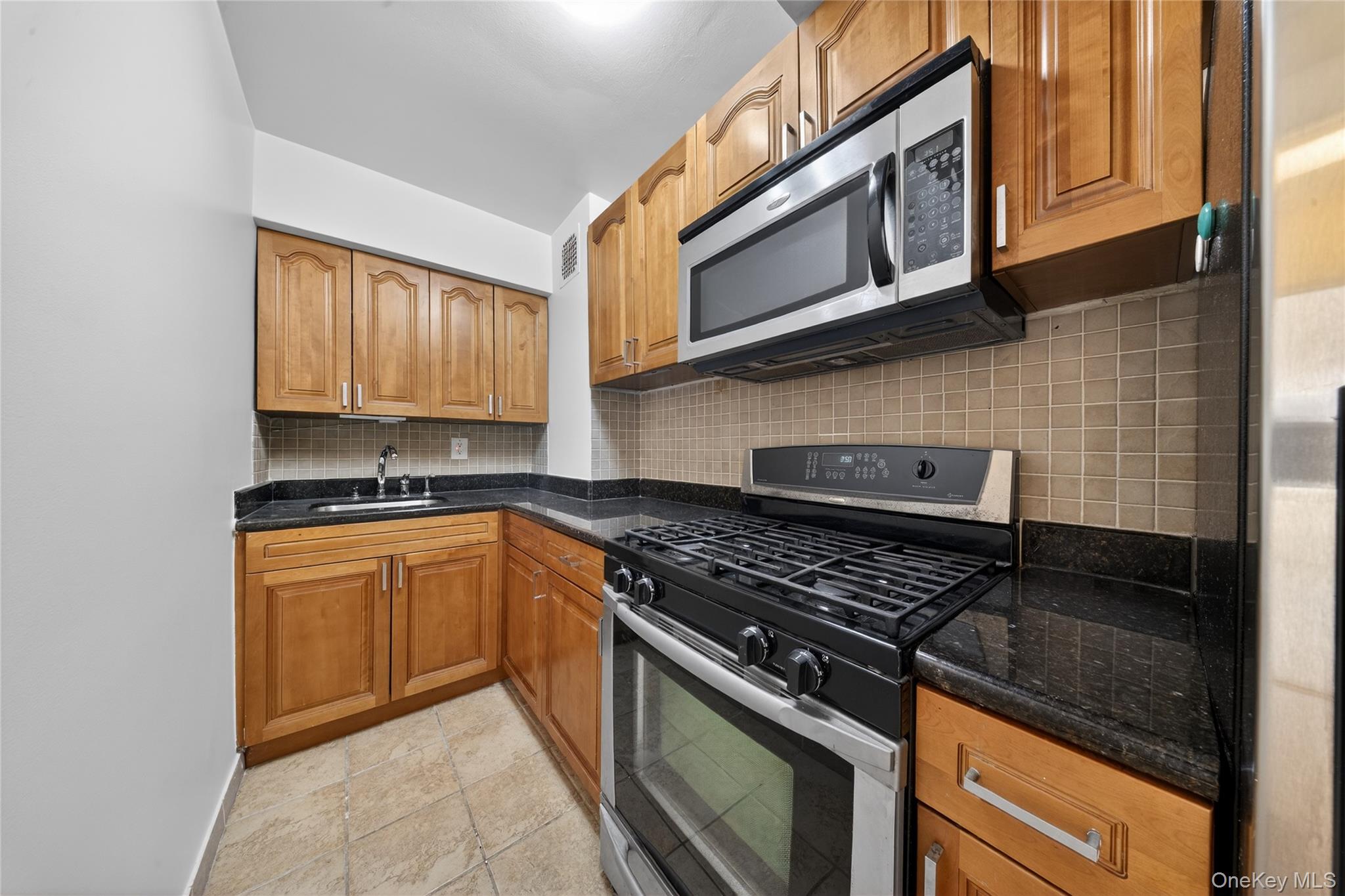 #12 photo, 66-10 Thornton Place, Rego Park , NY 11374