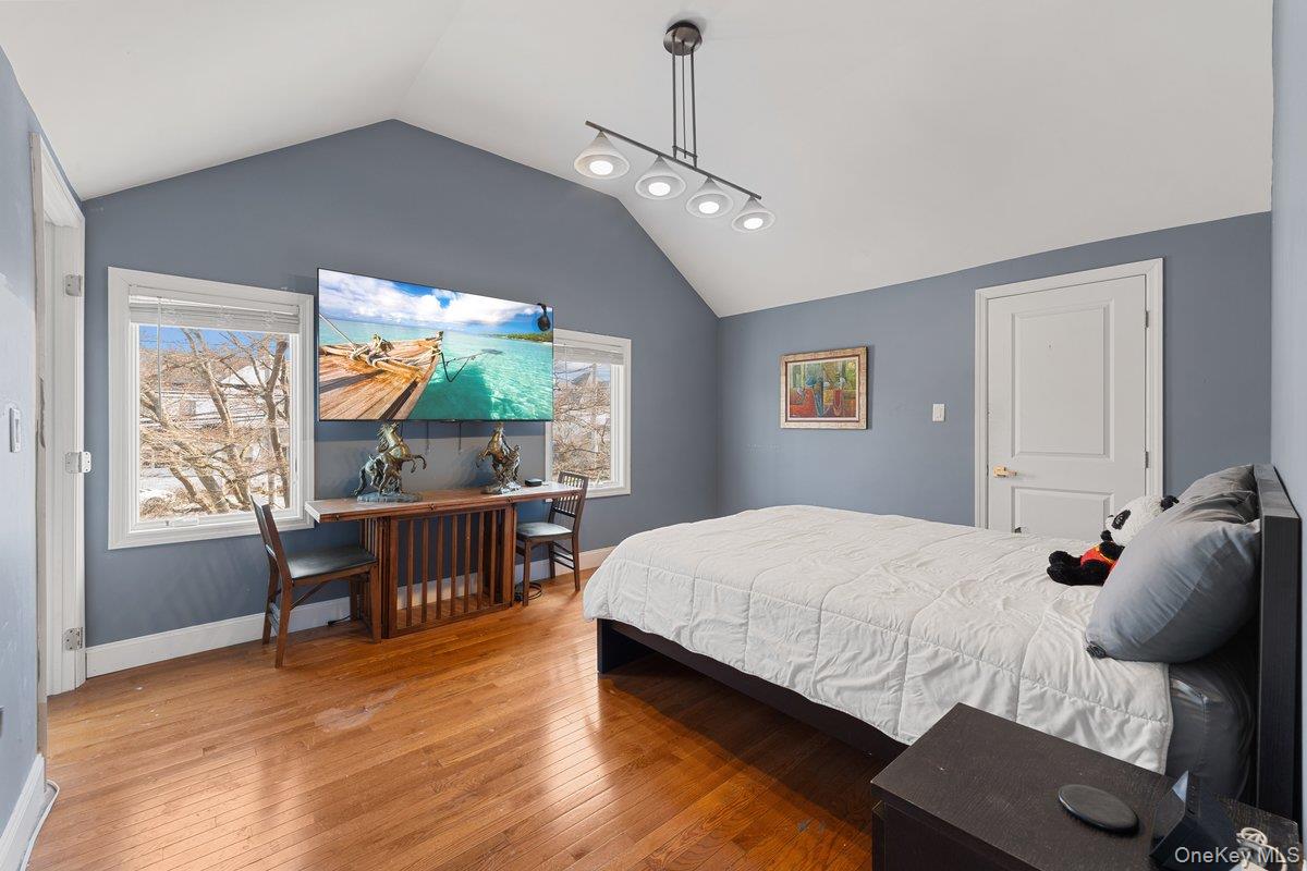 #10 photo, 1136 W Broadway, 롱 아일랜드 Hewlett , NY 11557