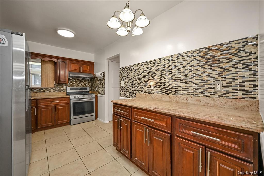 #4 photo, 206-50 46th Avenue, Bayside , NY 11361