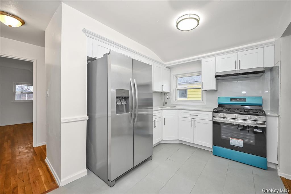 #5 photo, 206-50 46th Avenue, Bayside , NY 11361