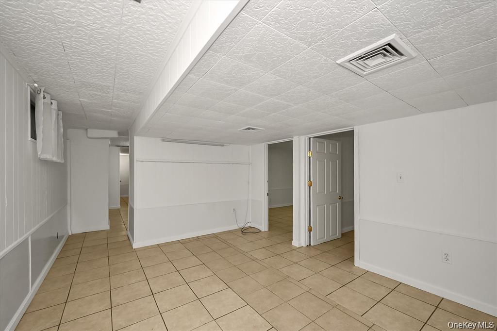 #9 photo, 206-50 46th Avenue, Bayside , NY 11361