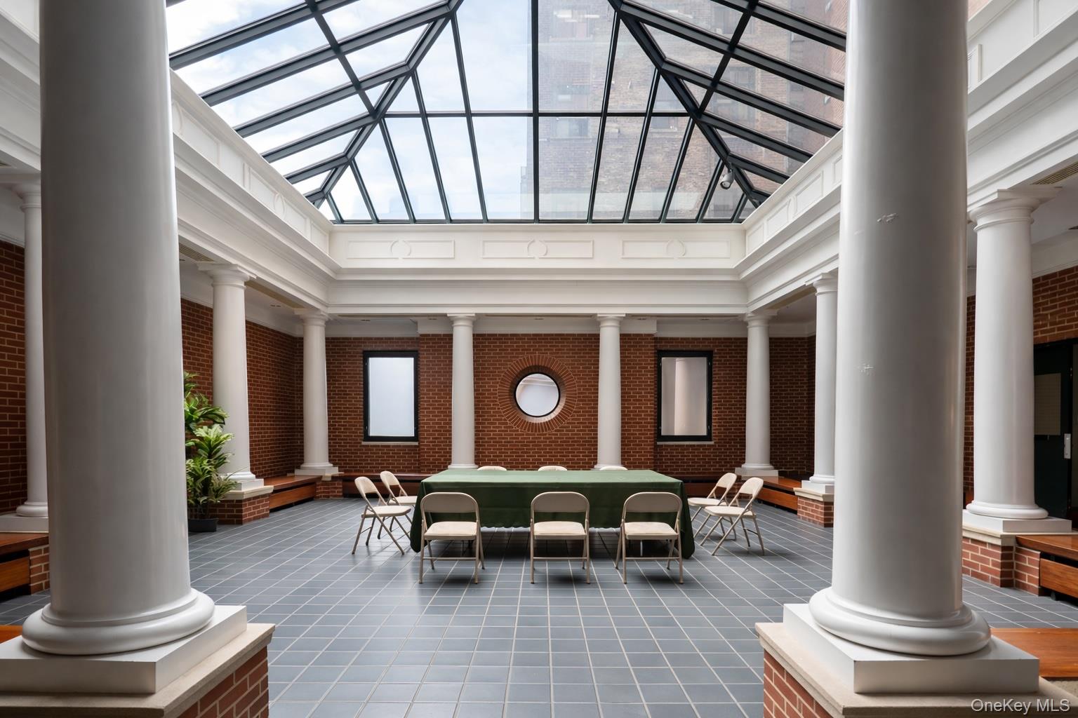 #12 photo, 188 E 70th Street, New York (Manhattan) , NY 10021