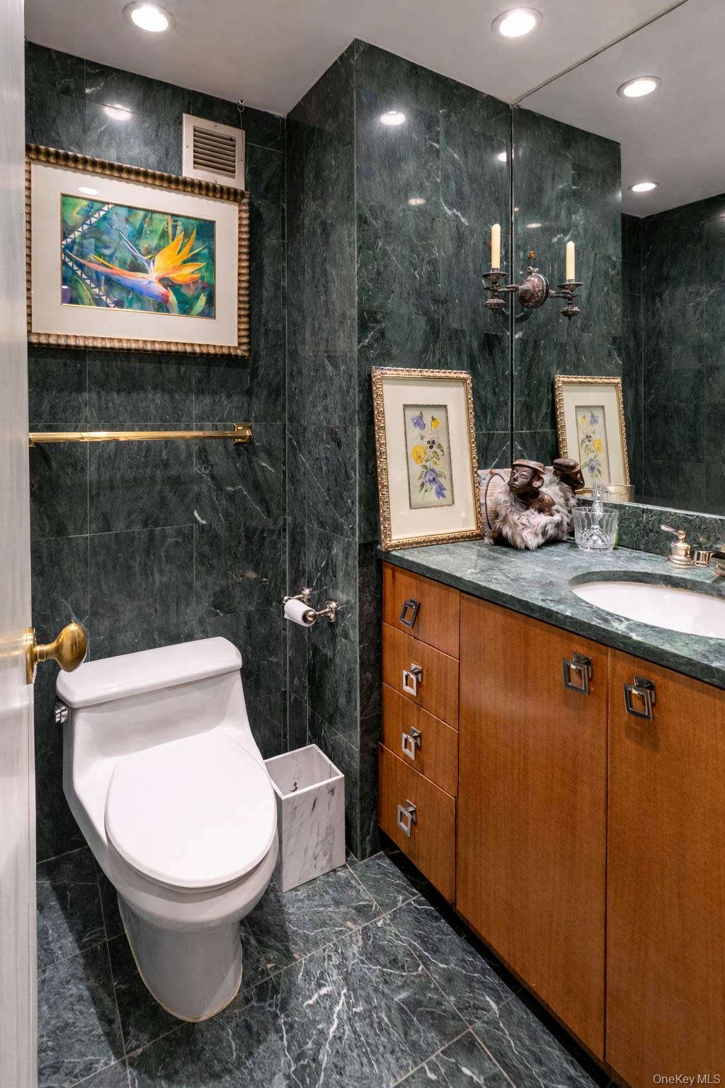 #3 photo, 188 E 70th Street, מנהטן New York (Manhattan) , NY 10021