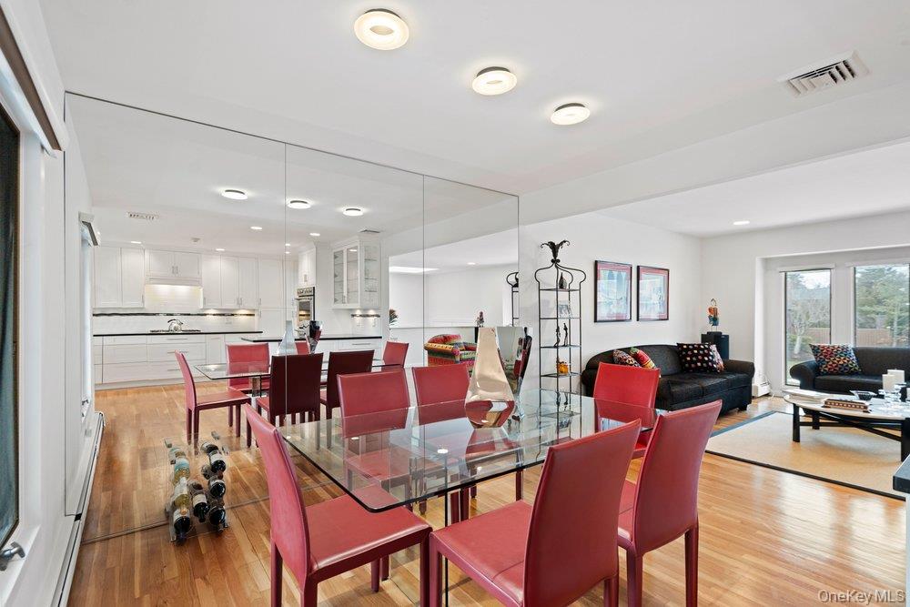 #16 photo, 31 Prescott Place, ناسو Old Bethpage , NY 11804