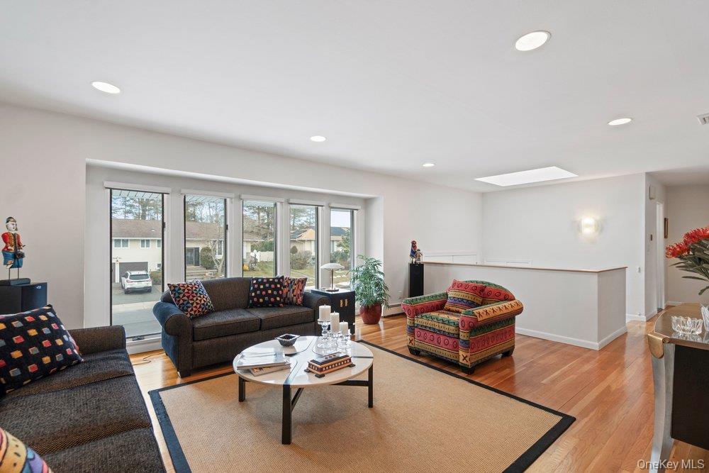 #7 photo, 31 Prescott Place, ناسو Old Bethpage , NY 11804