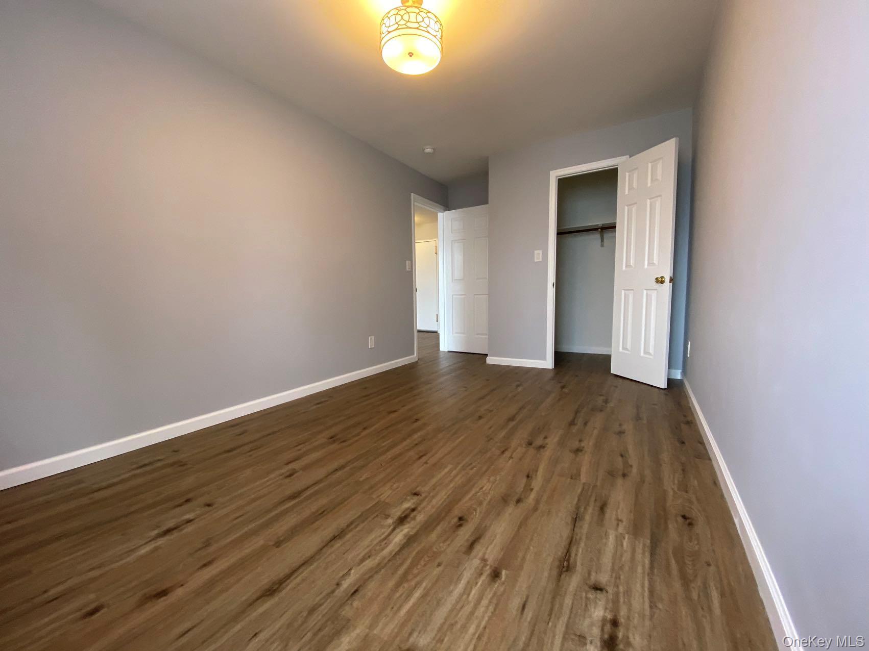 #6 photo, 6122 168th Street, 뉴욕퀸즈 프레시 미도우스 Fresh Meadows , NY 11365