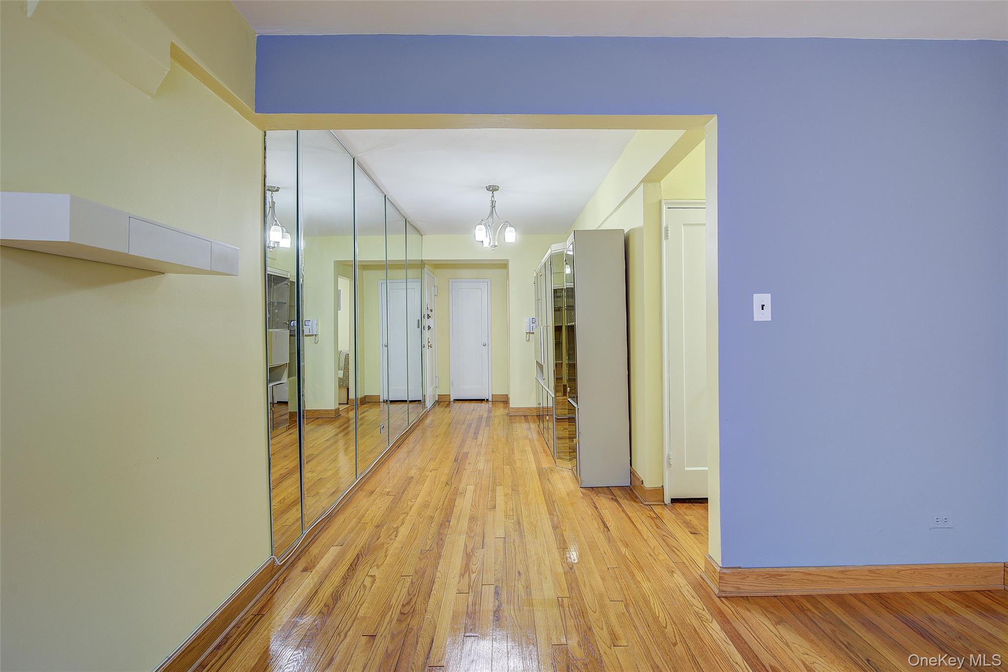 #10 photo, 3240 91 Street, 뉴욕퀸즈 East Elmhurst , NY 11369