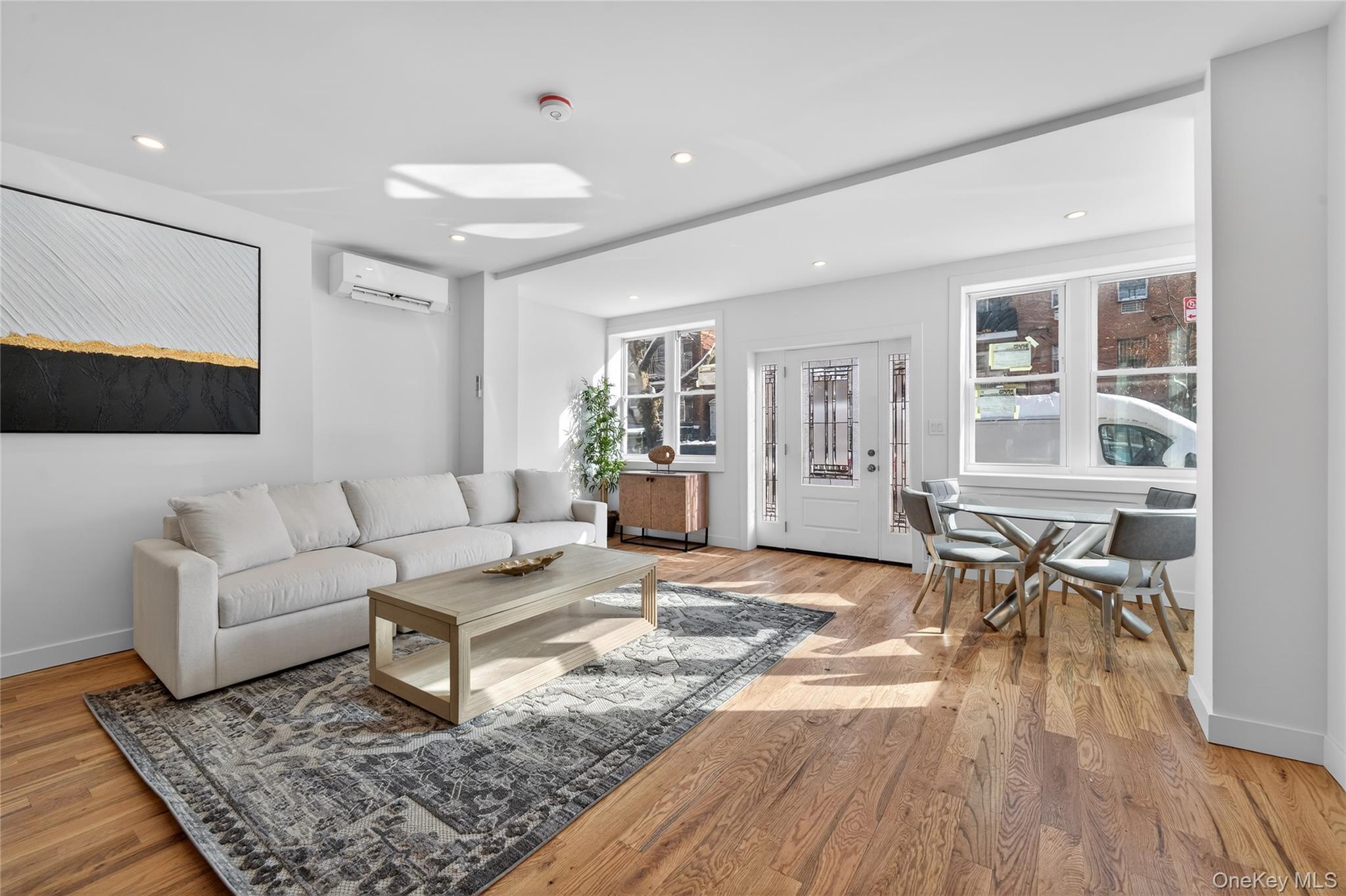 #7 photo, 10817 35th Avenue, 뉴욕퀸즈 Corona , NY 11368