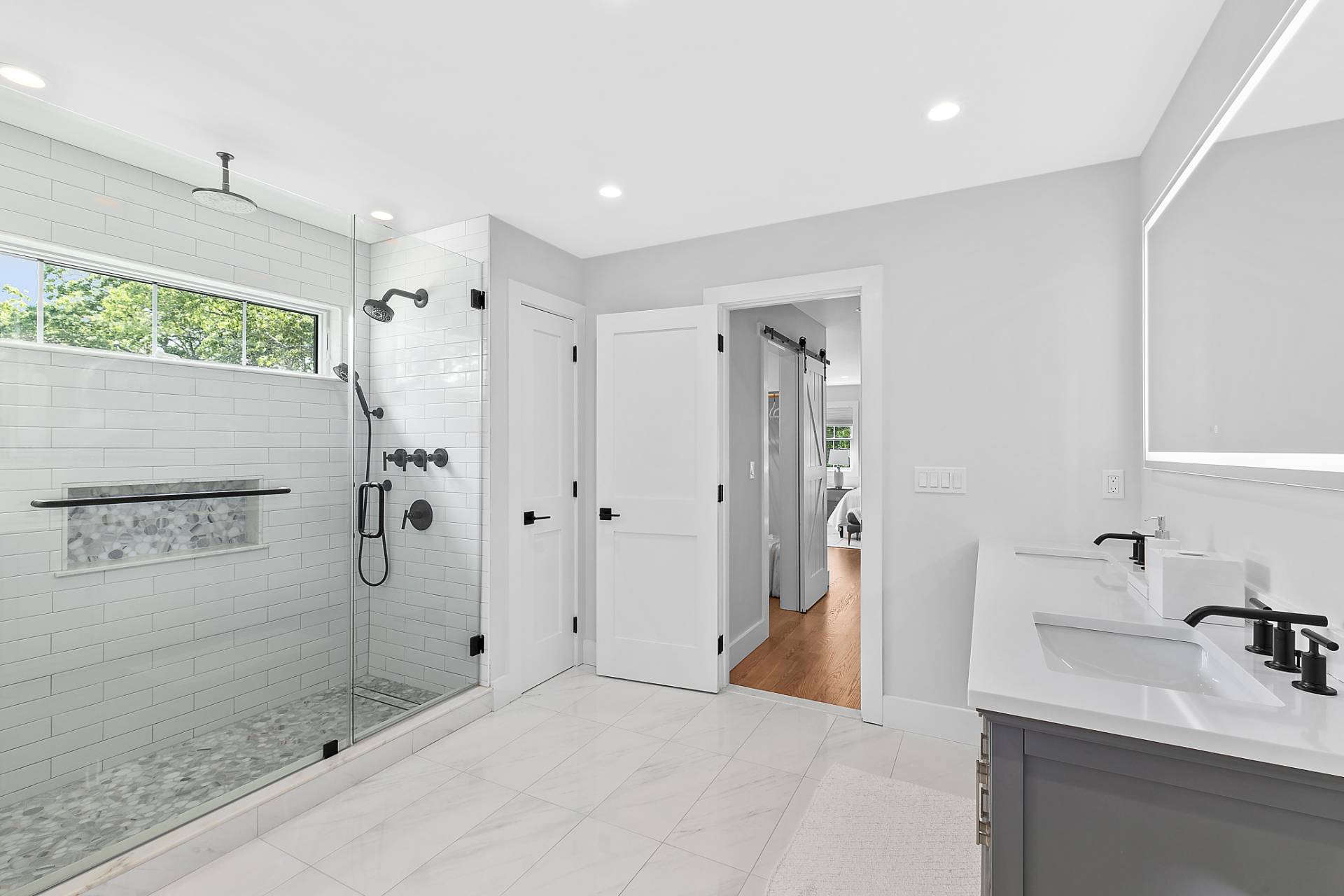 #10 photo, 55 SQUIRES AVE, East Quogue , NY 11942