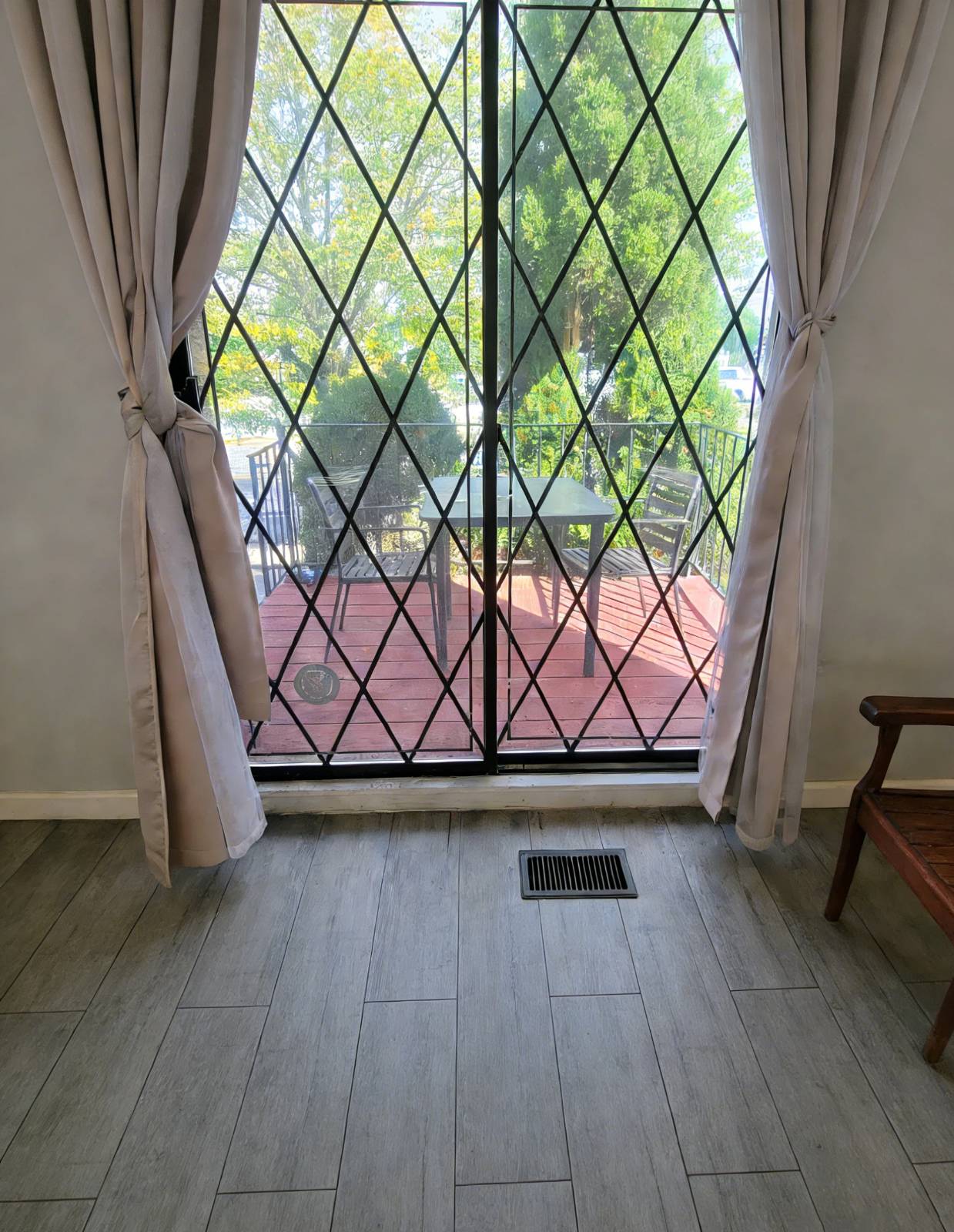 #20 photo, 16 Travis Ave, Staten Island , NY 10314