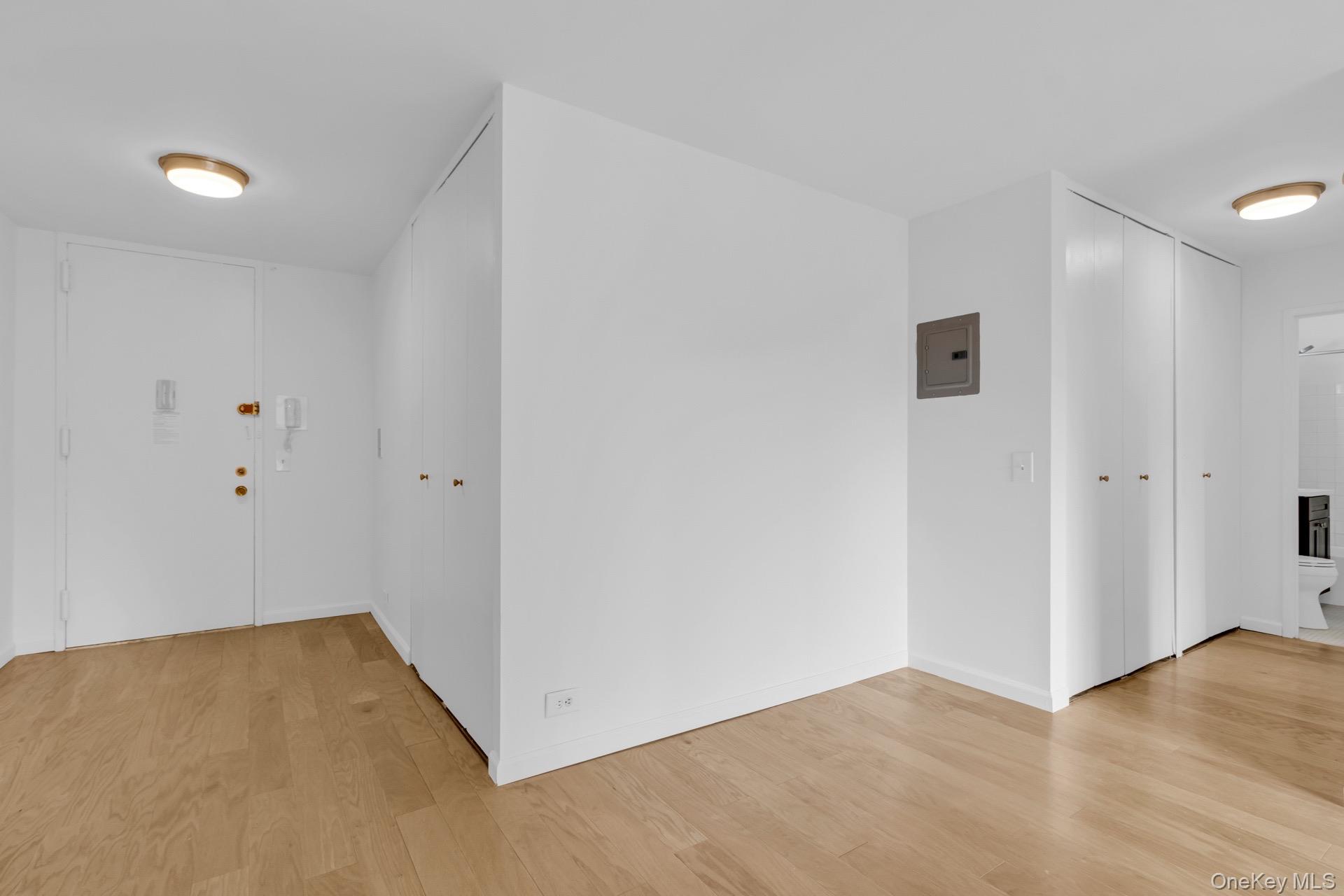 #12 photo, 345 E 93rd Street, New York (Manhattan) , NY 10128